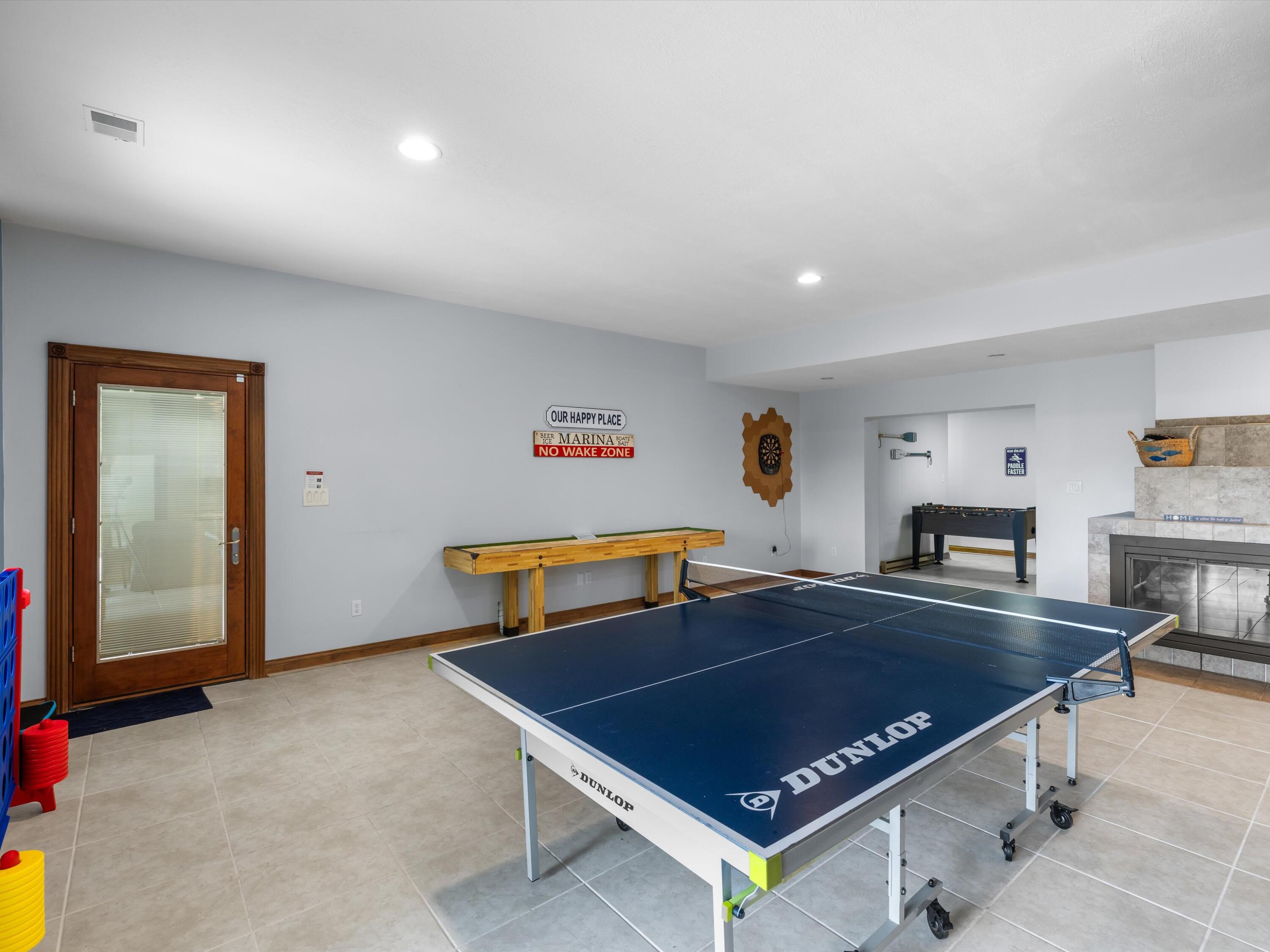 389 Lakeview Drive Property Photo 57