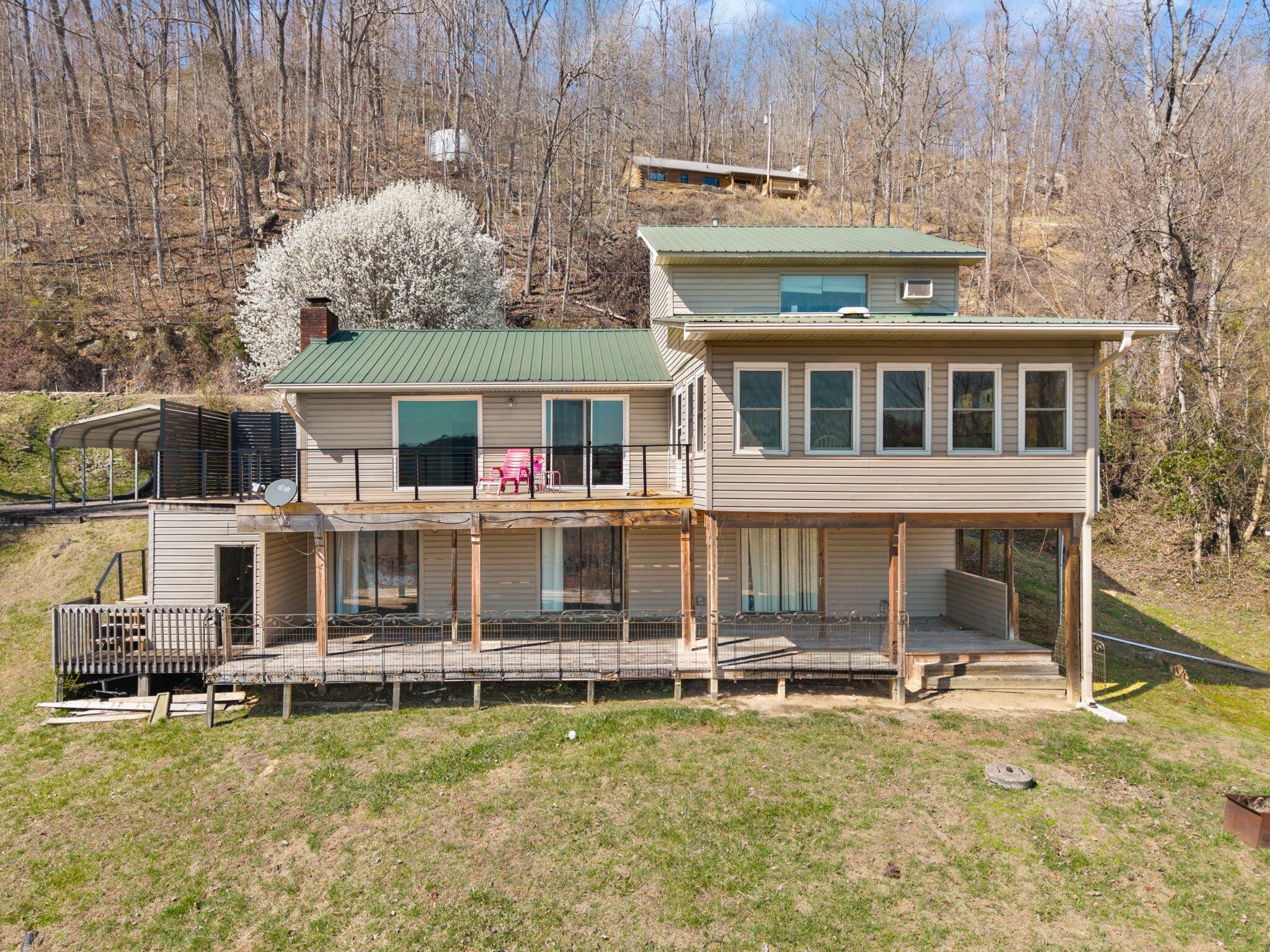 521 Abbott Mountain Road Property Photo 6