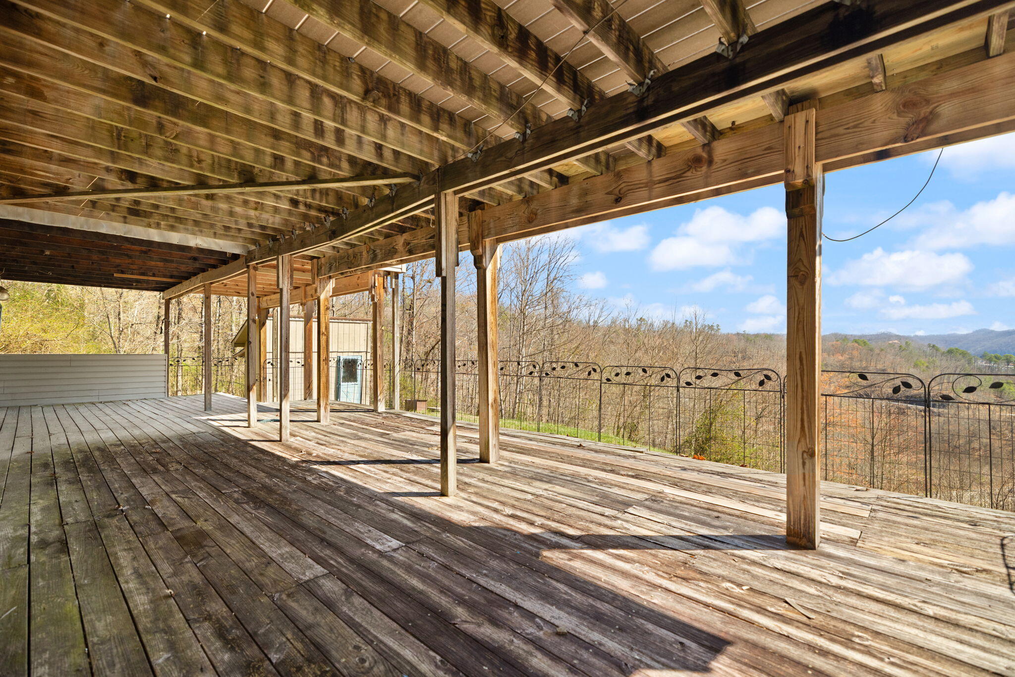 521 Abbott Mountain Road Property Photo 15