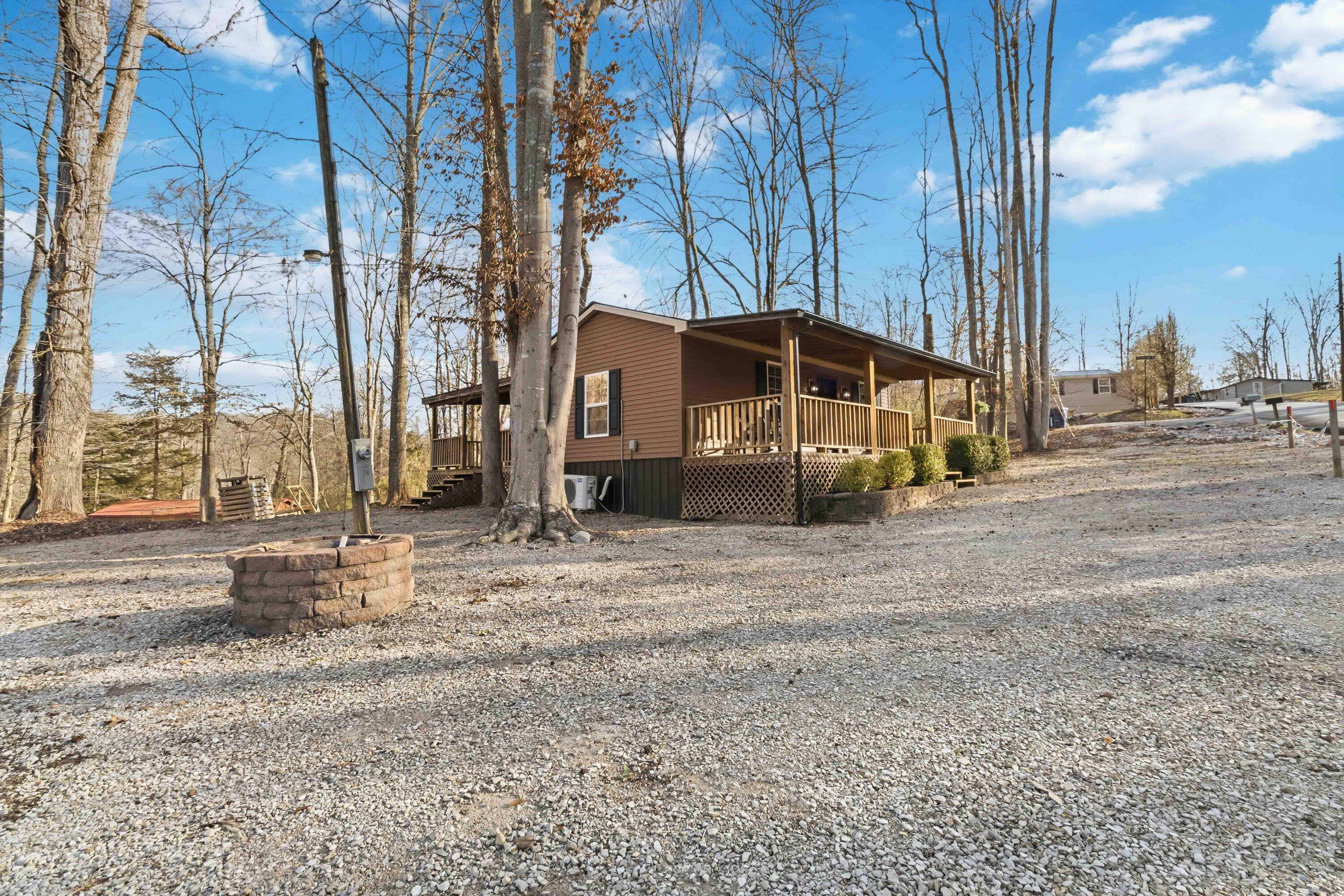 1994 Jasper Bend Road Property Photo 4