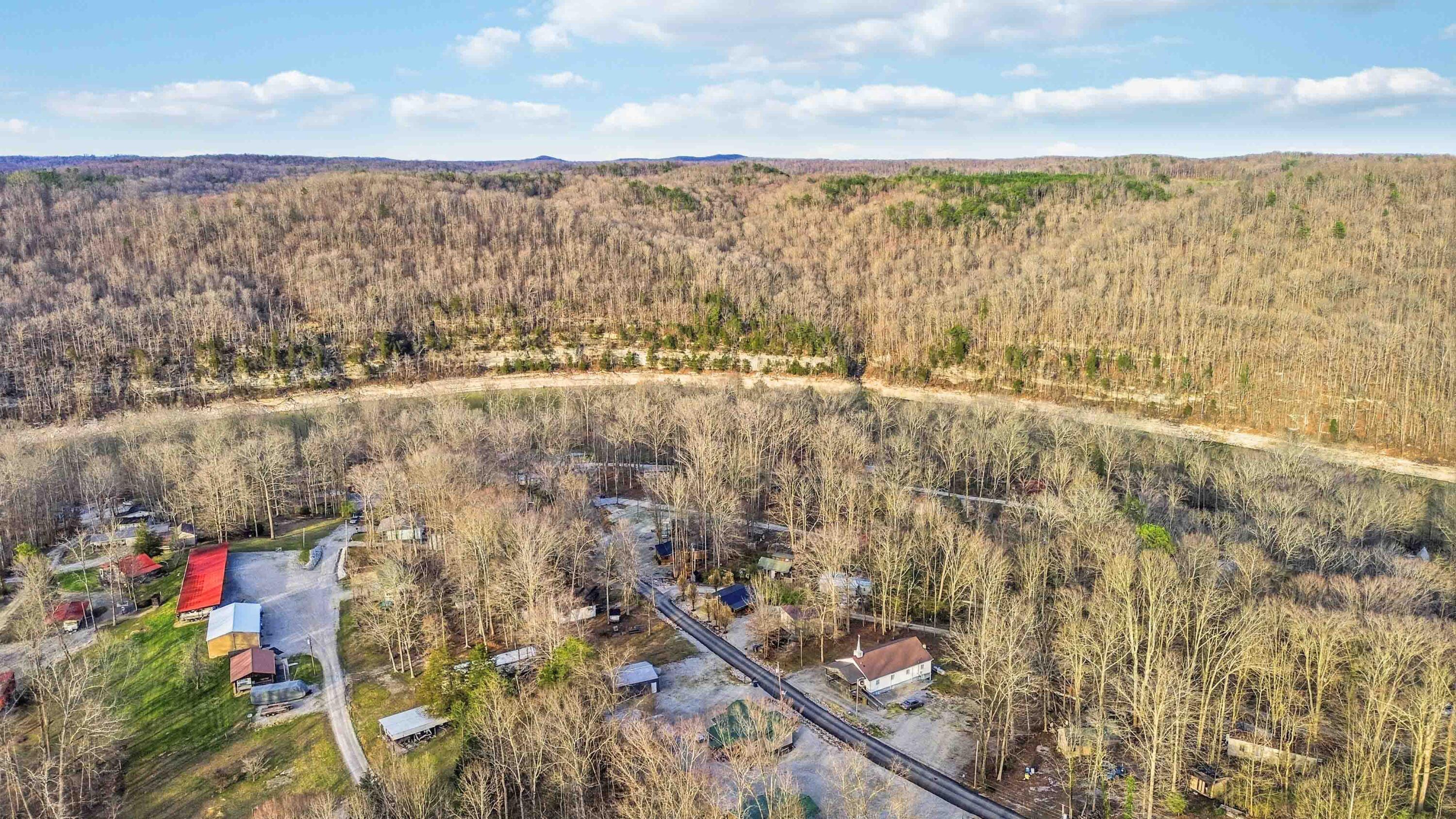 1954 Jasper Bend Road Property Photo 33