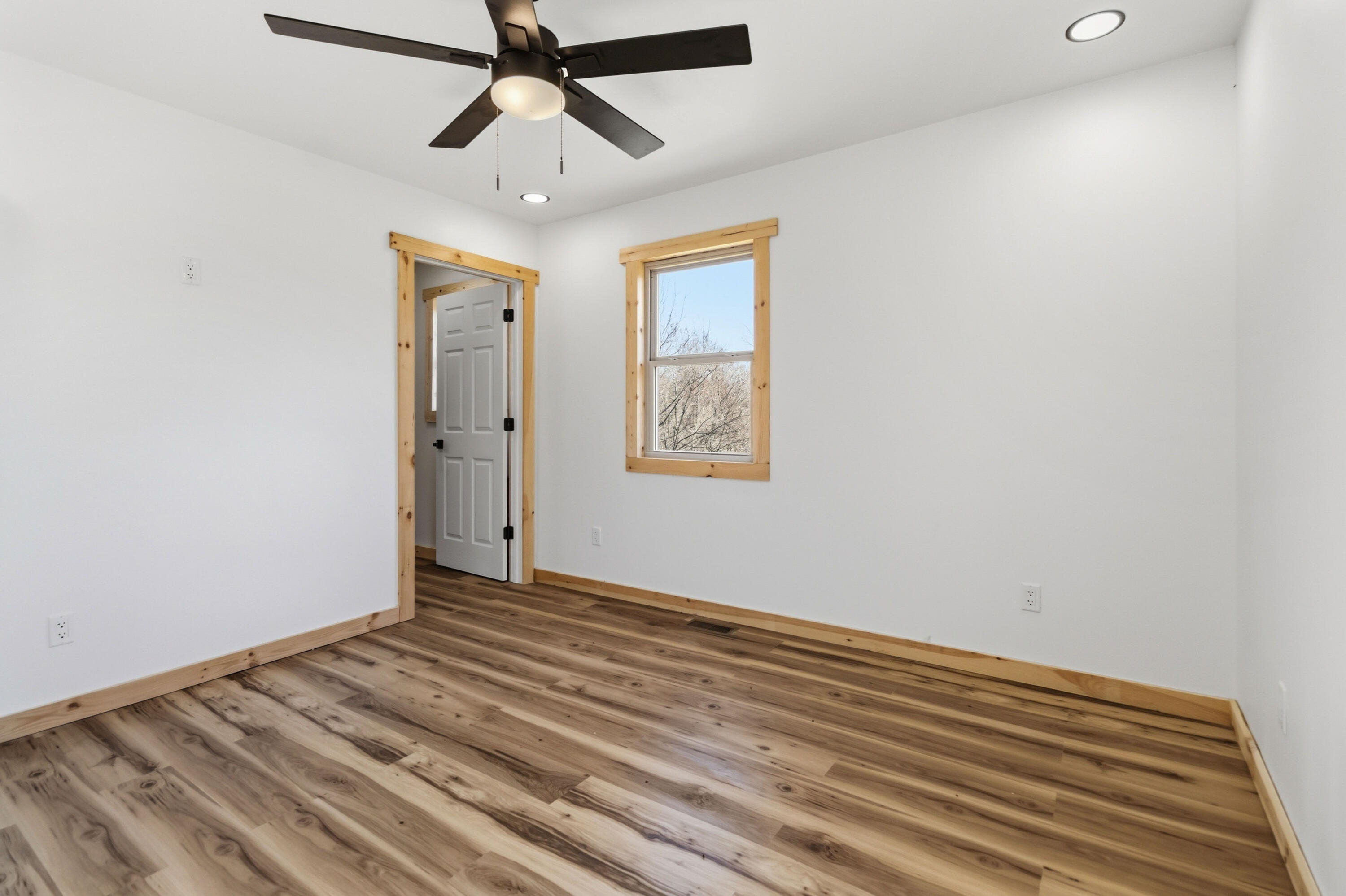4249 State Highway 1651 Property Photo 25