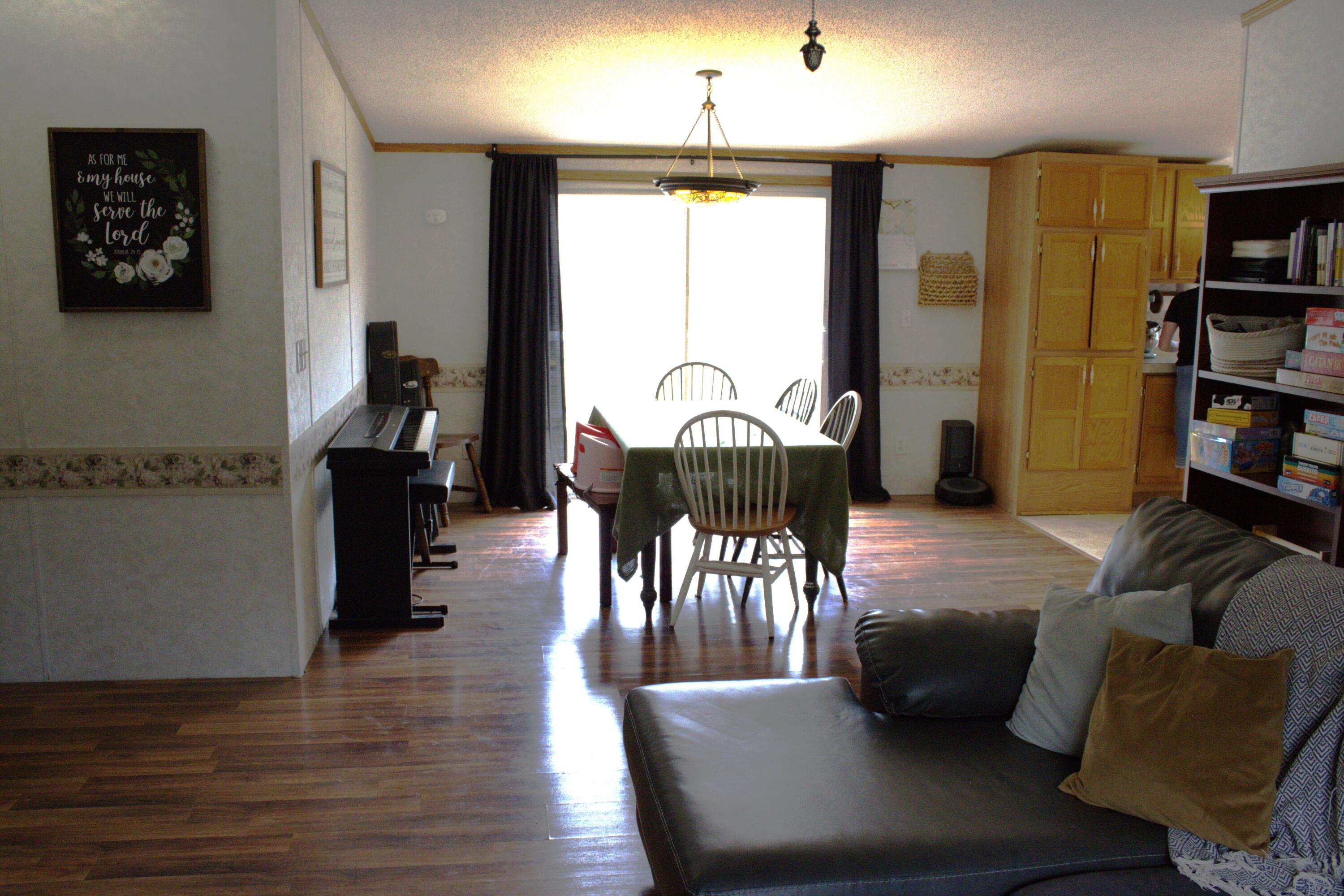 2864 Scrubgrass Road Property Photo 7