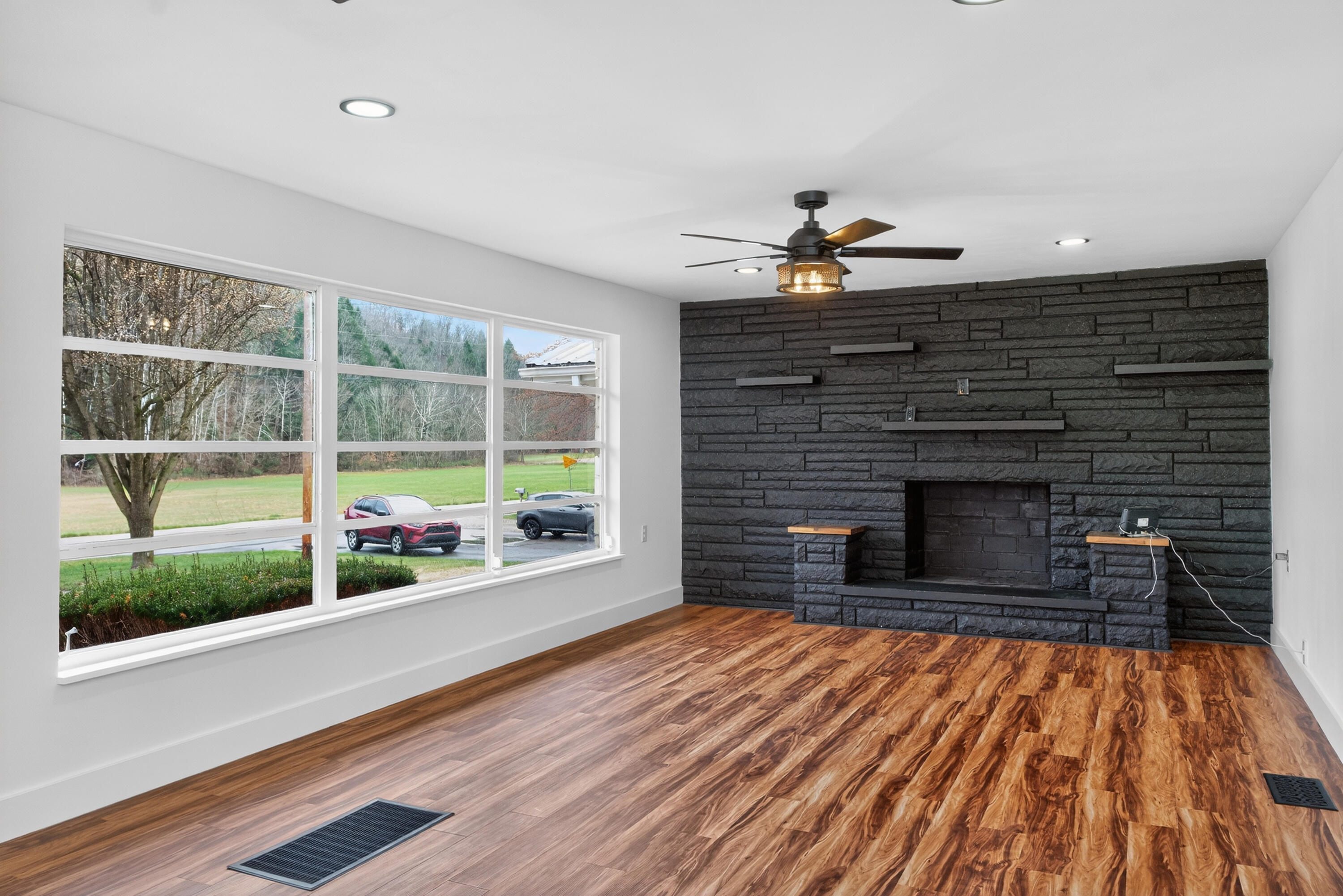 8076 Ky-638 Property Photo 8