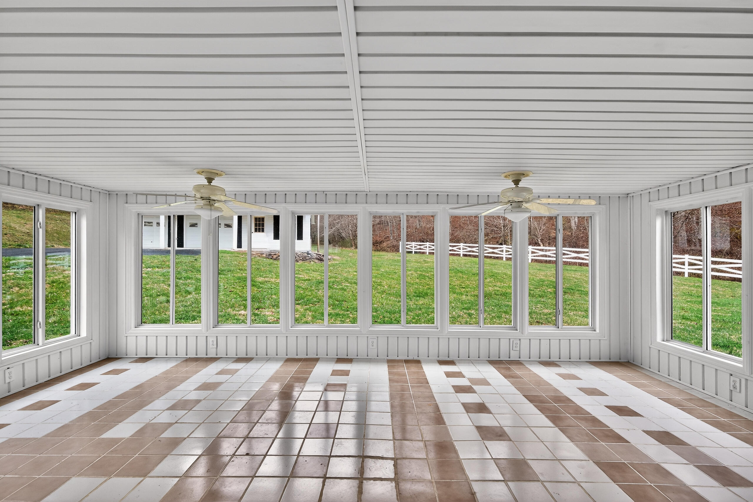 8076 Ky-638 Property Photo 23