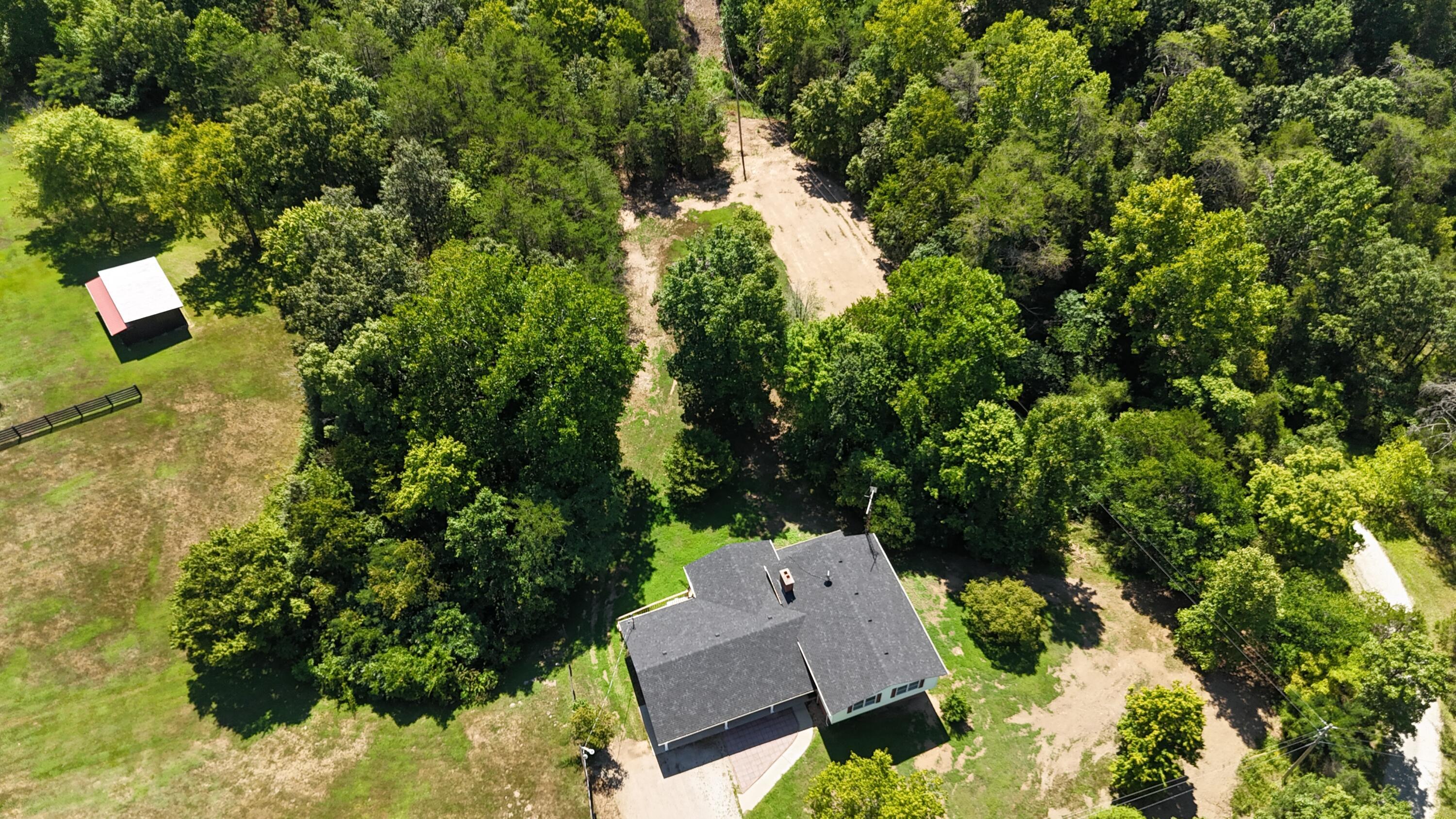 1433 Gravel Lick Branch Road Property Photo 5