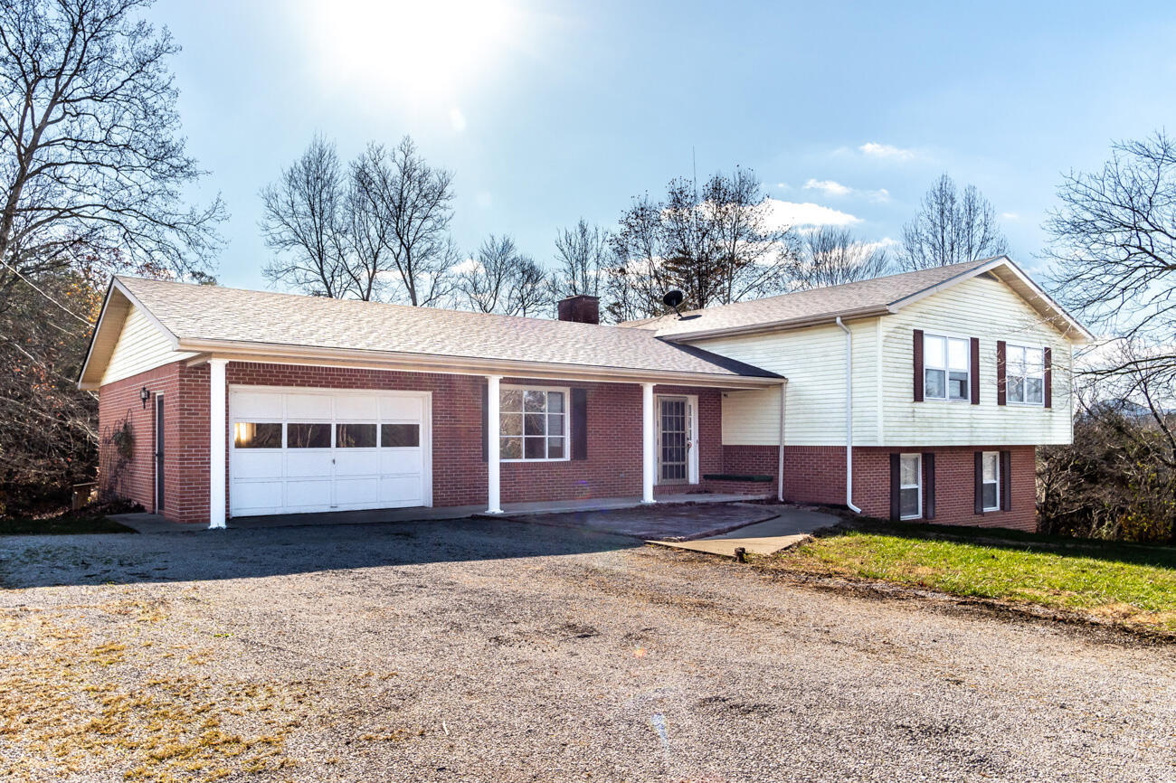 1433 Gravel Lick Branch Road Property Photo 8
