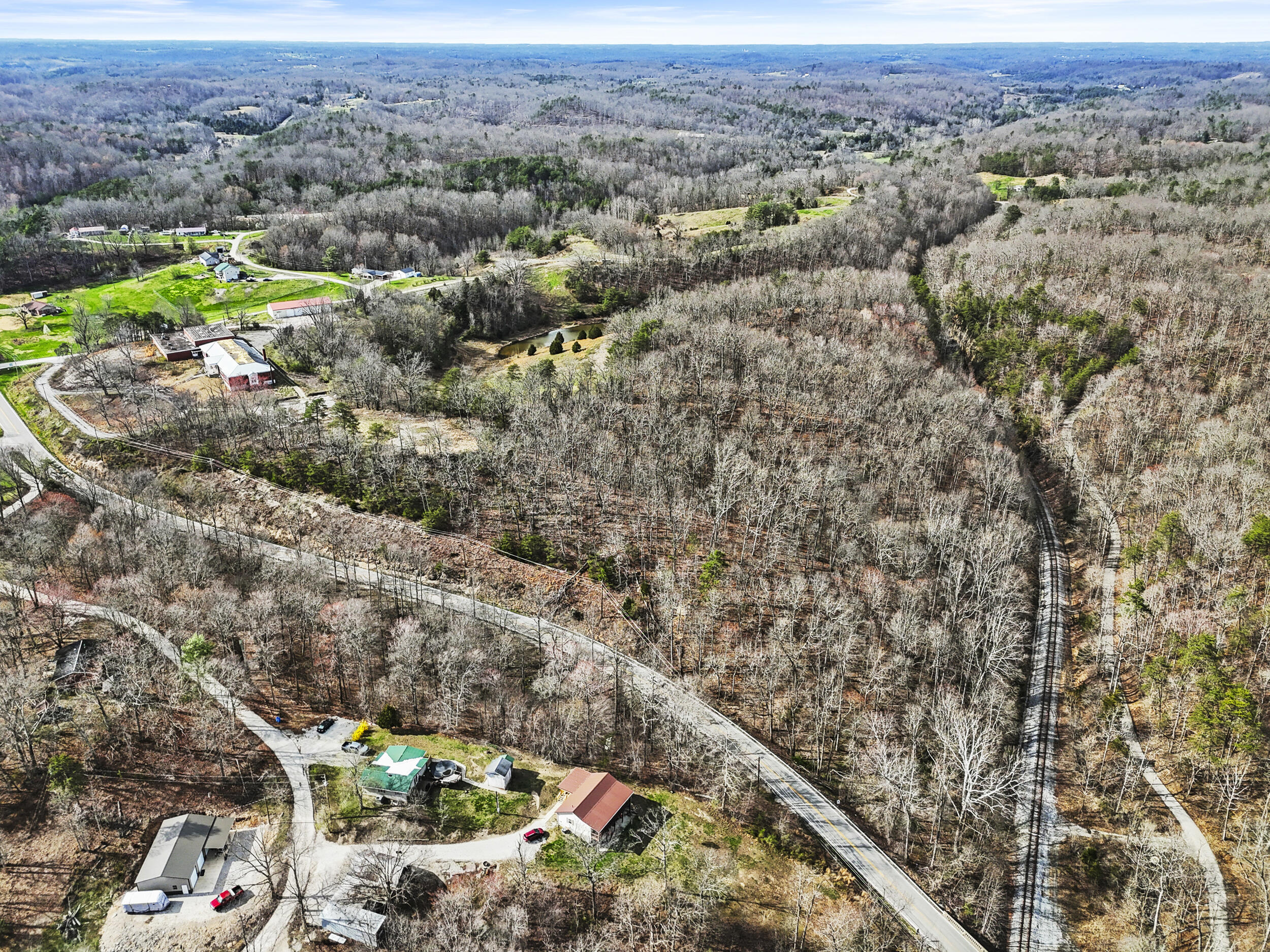 6930 Winchester Road Property Photo 2