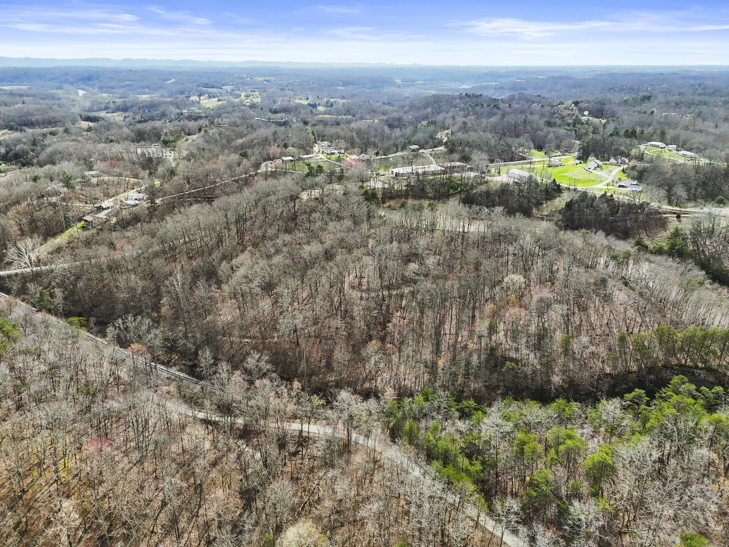 6930 Winchester Road Property Photo 5