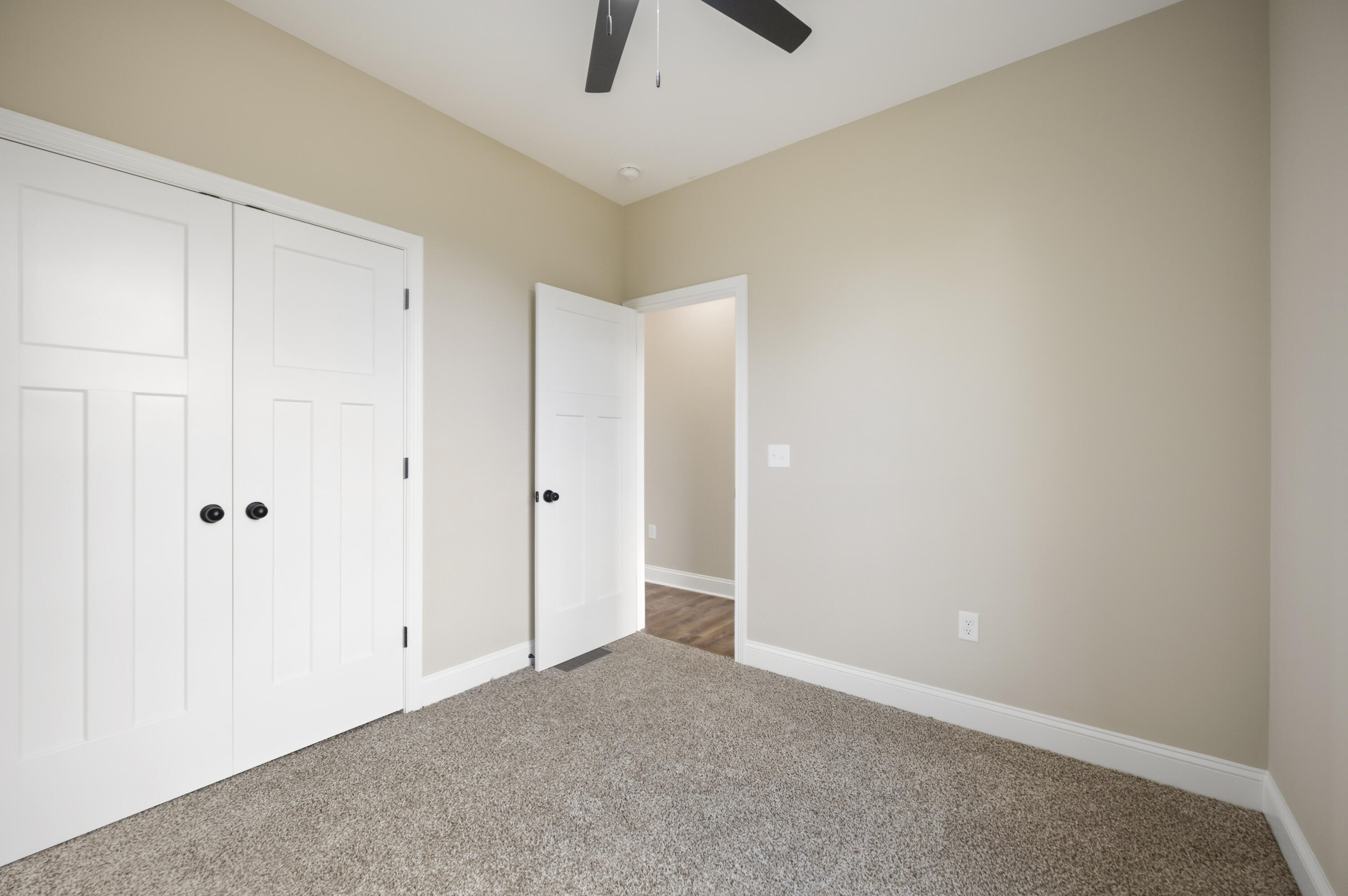 103 Dawn Court Property Photo 34