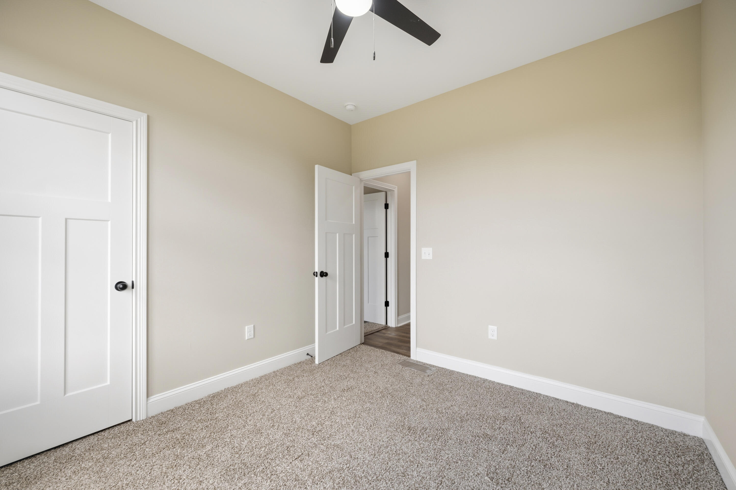 103 Dawn Court Property Photo 36