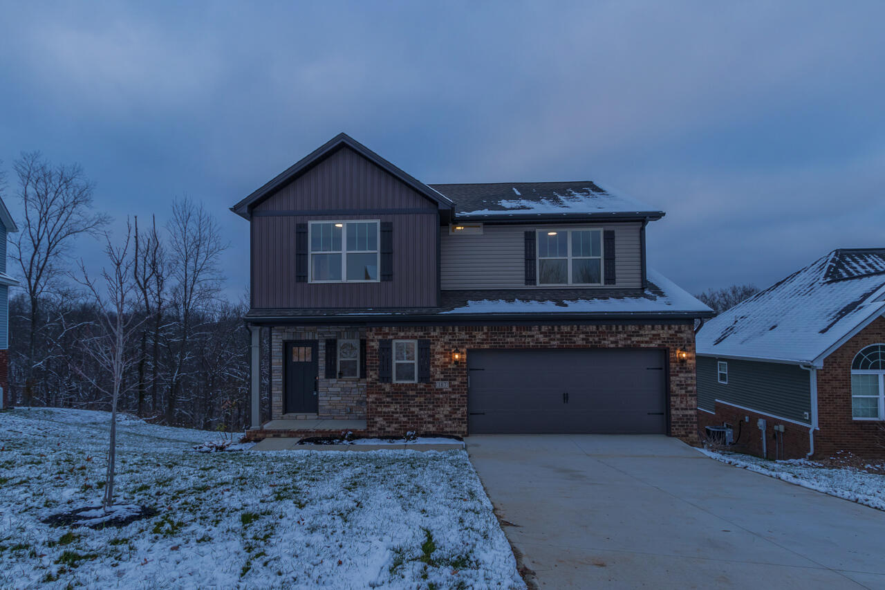 126 Hickory Grove Court Property Photo 4