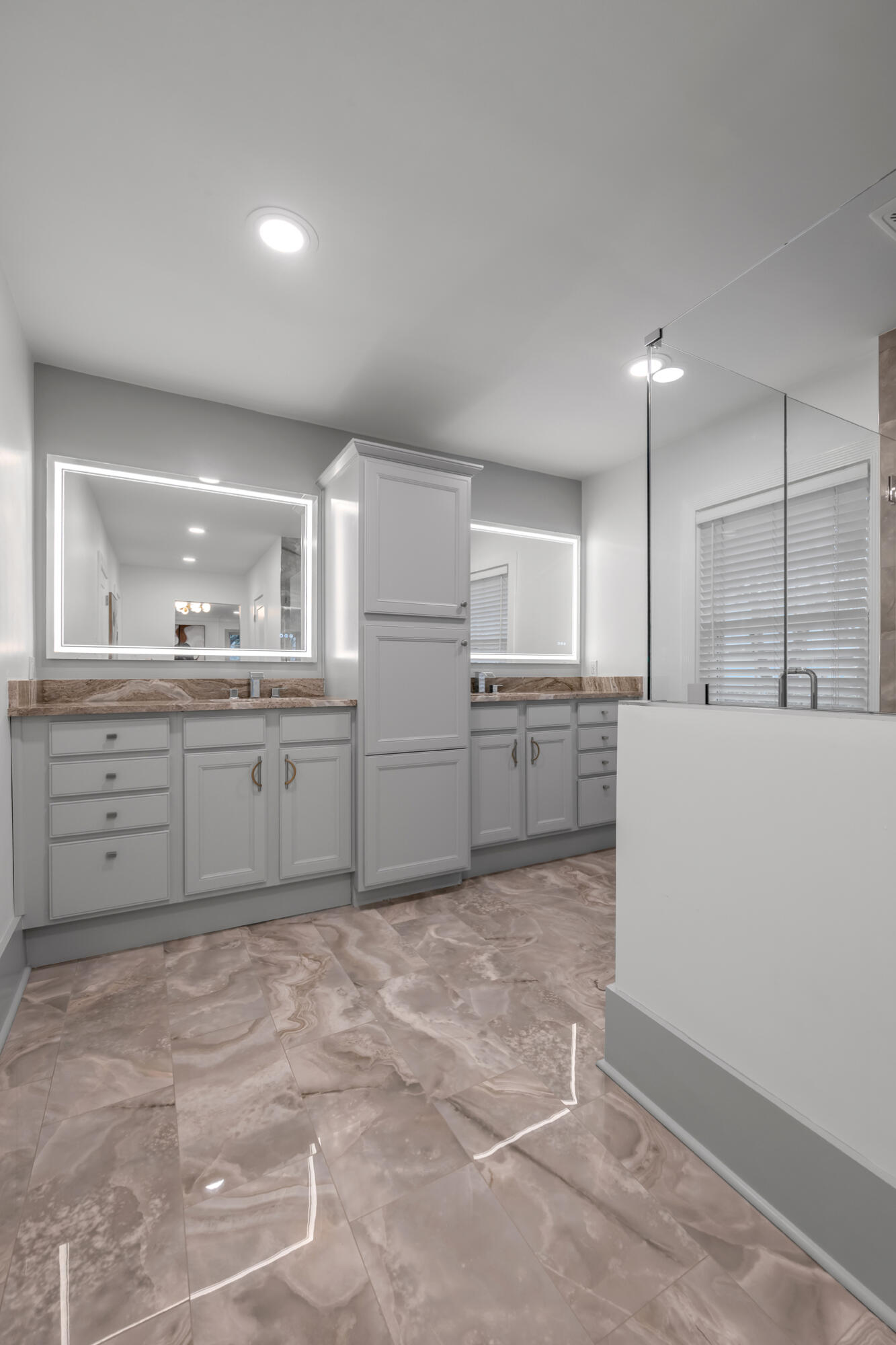 211 Chenault Road Property Photo 11