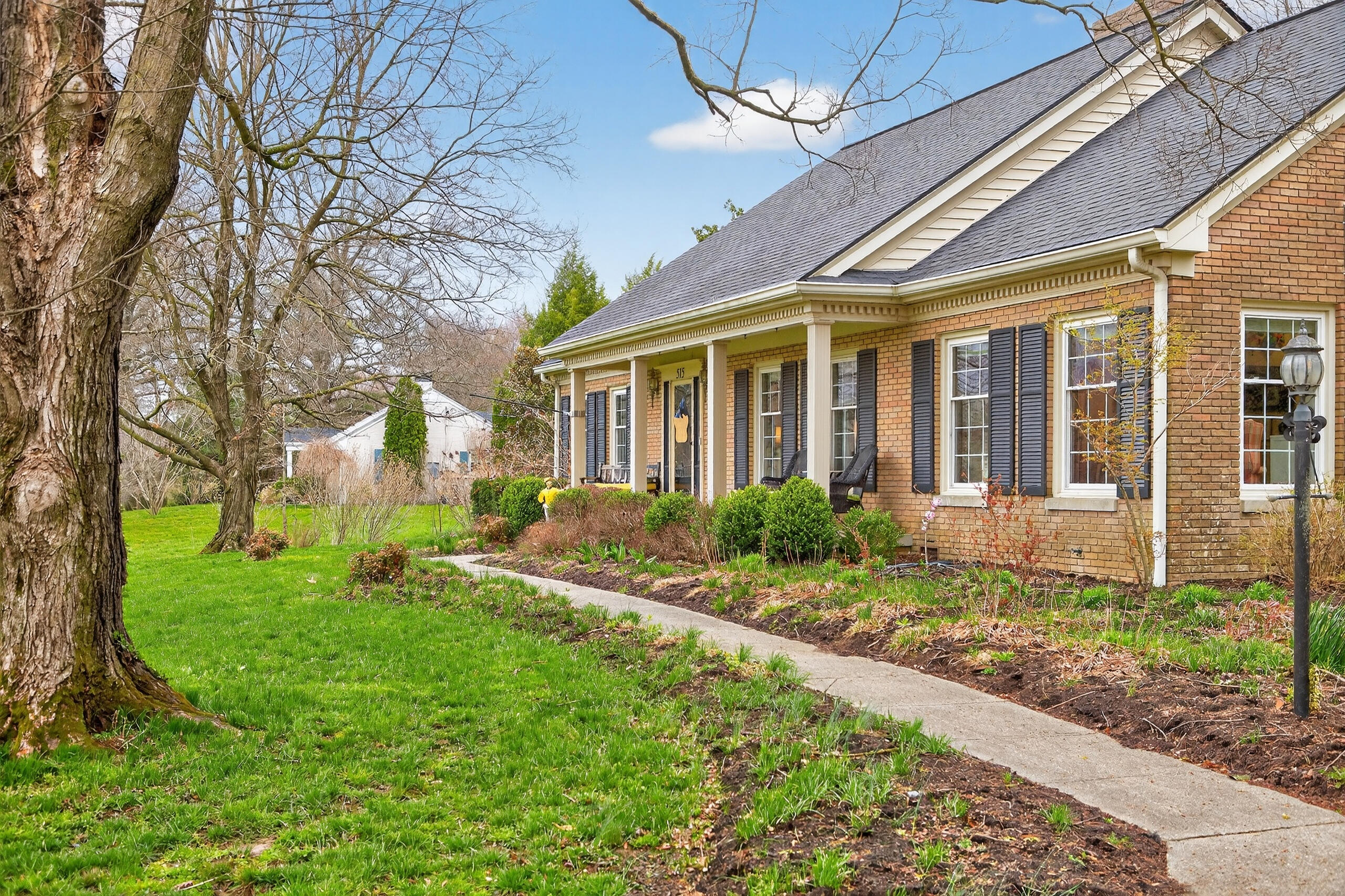 515 Cardinal Terrace Property Photo 4