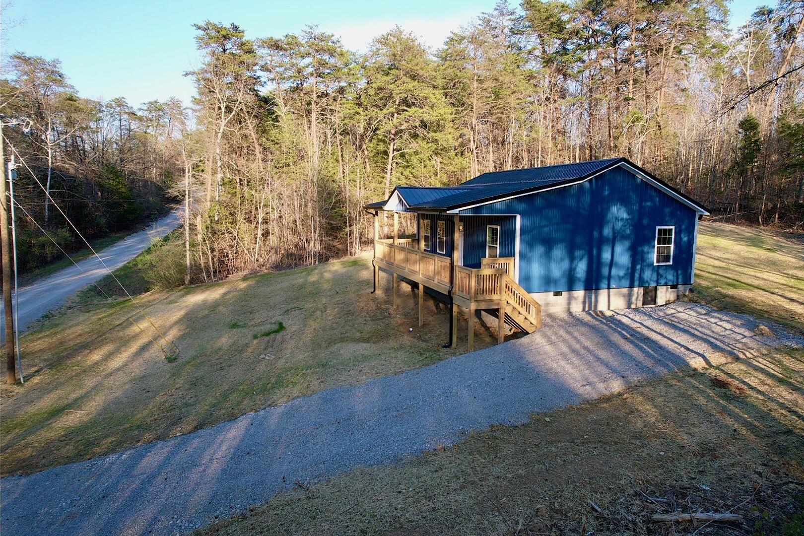 769 Pine Tree Road Property Photo 2