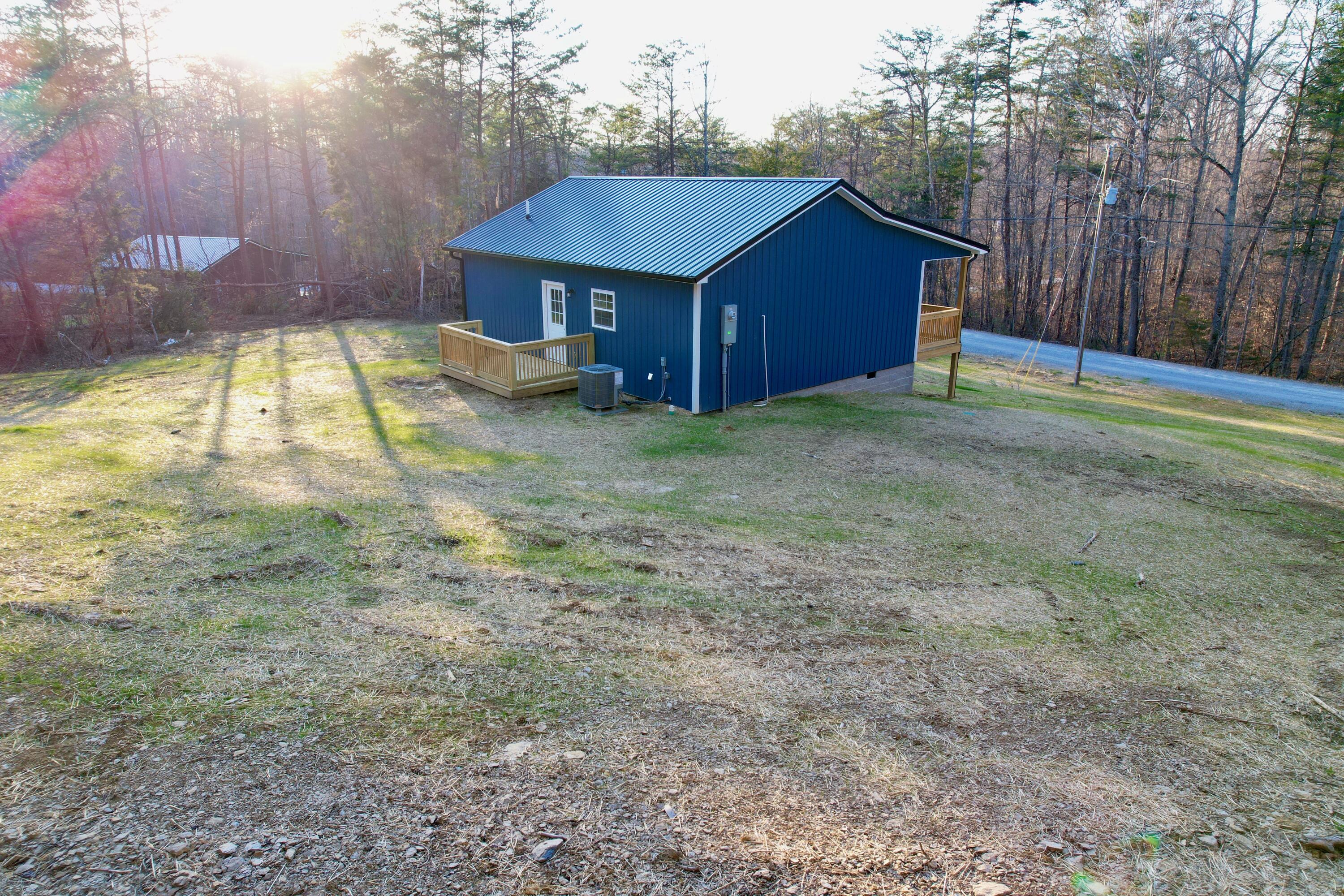 769 Pine Tree Road Property Photo 4