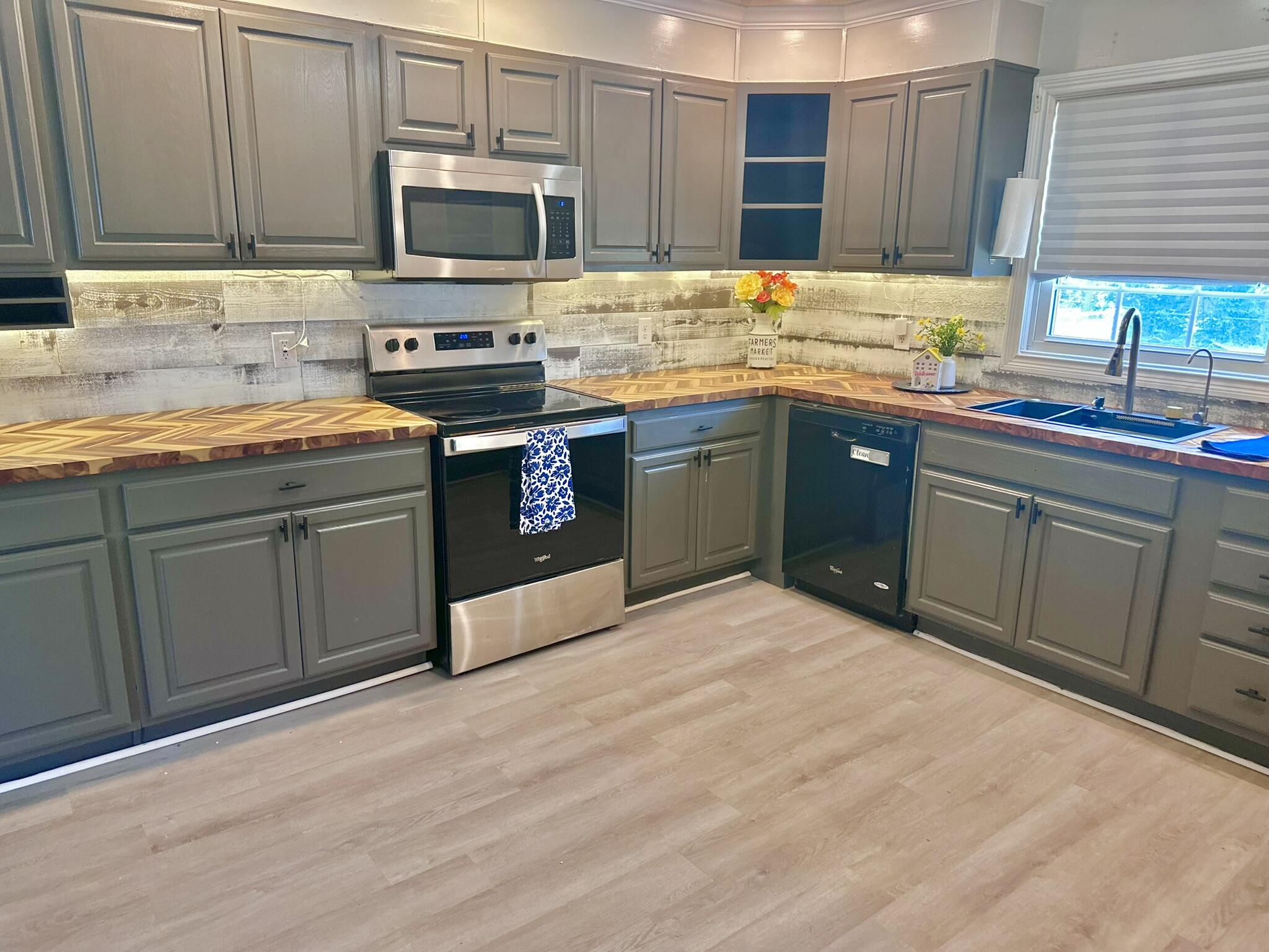 520 Pinoak Drive Property Photo 8