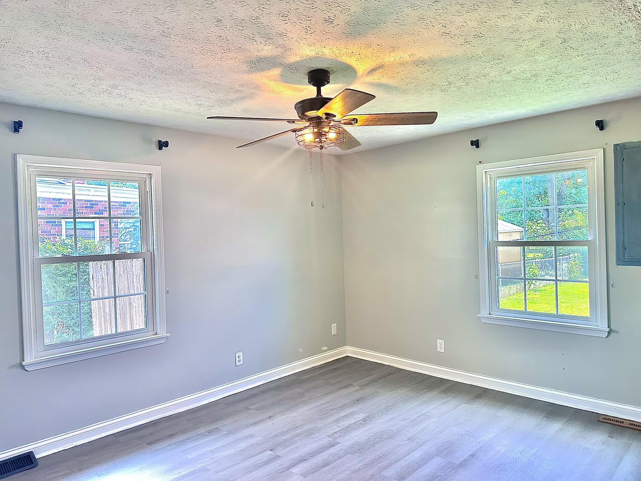 520 Pinoak Drive Property Photo 20
