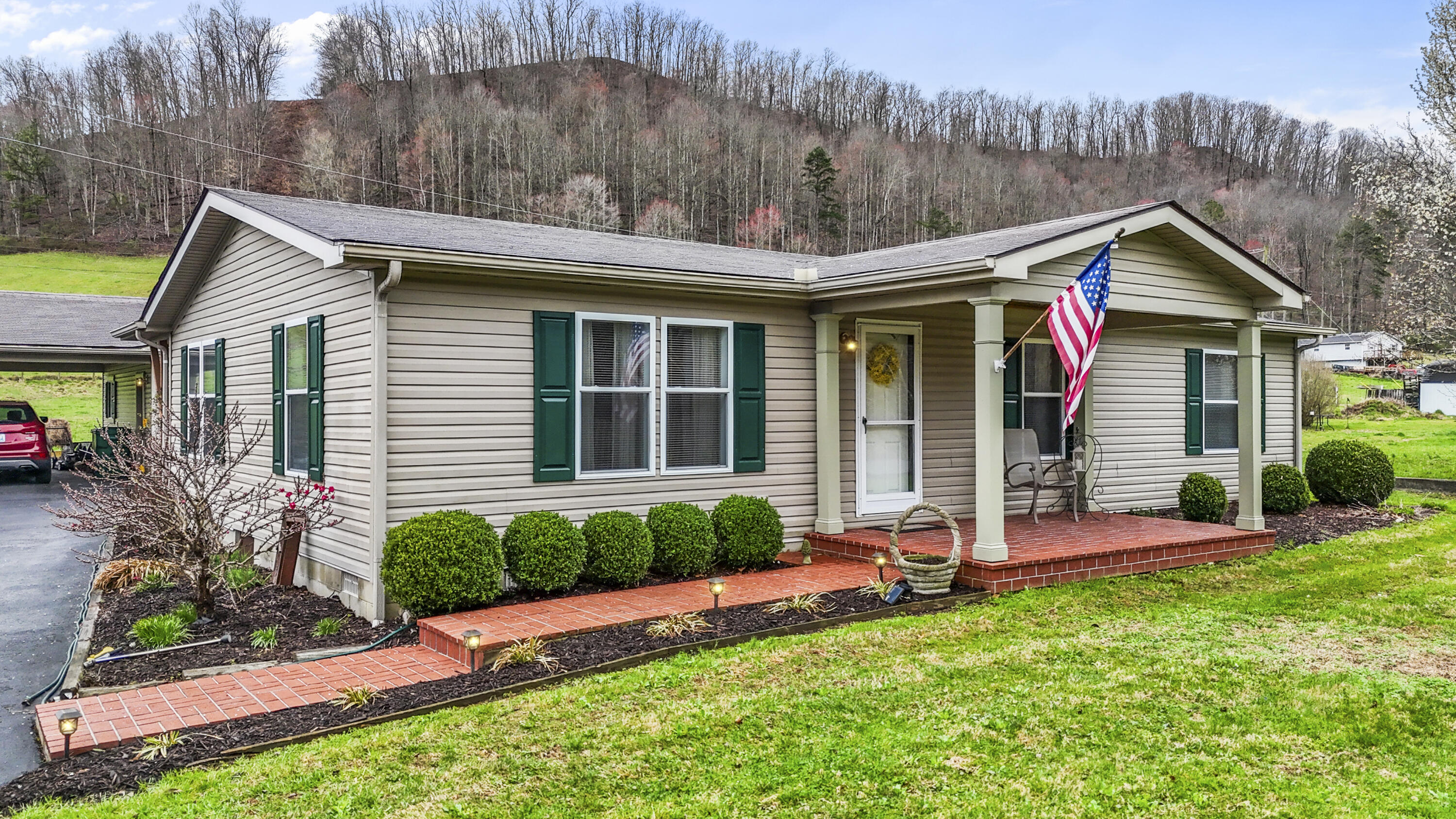 147 Clearfork Road Property Photo 1
