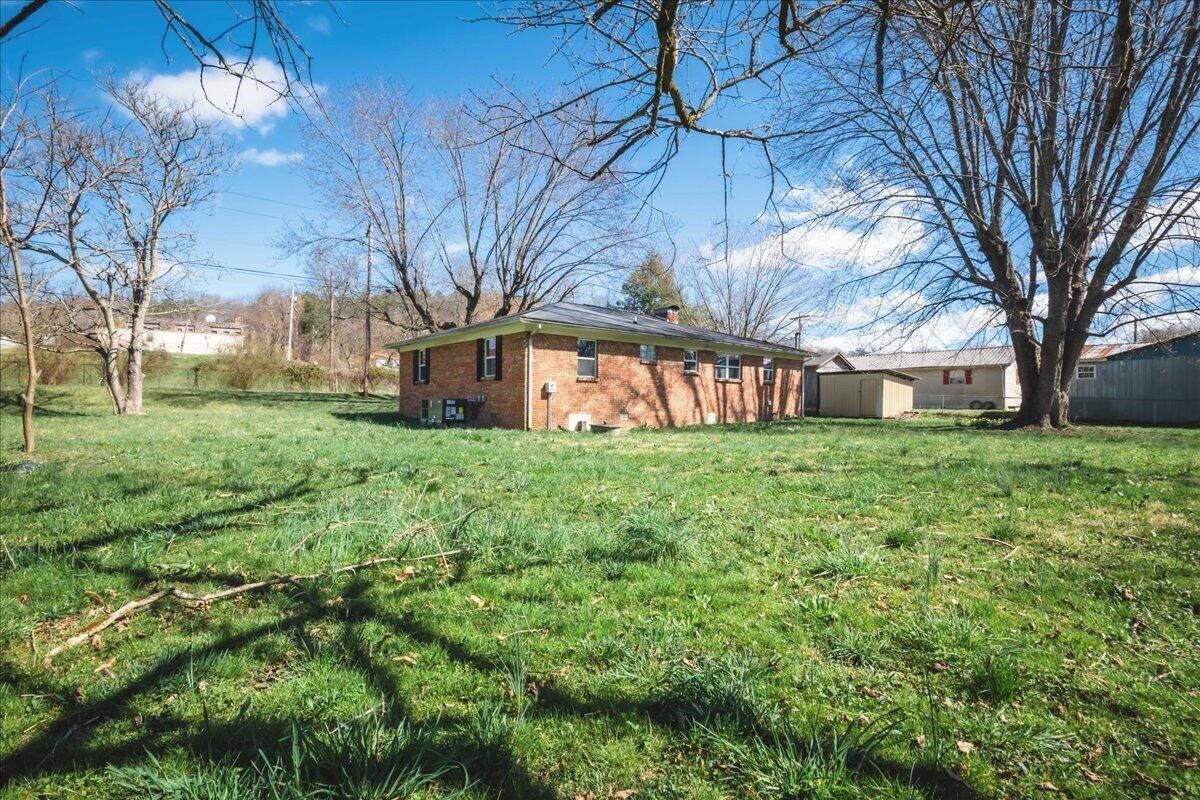 5989 Slate Lick Road Property Photo 19