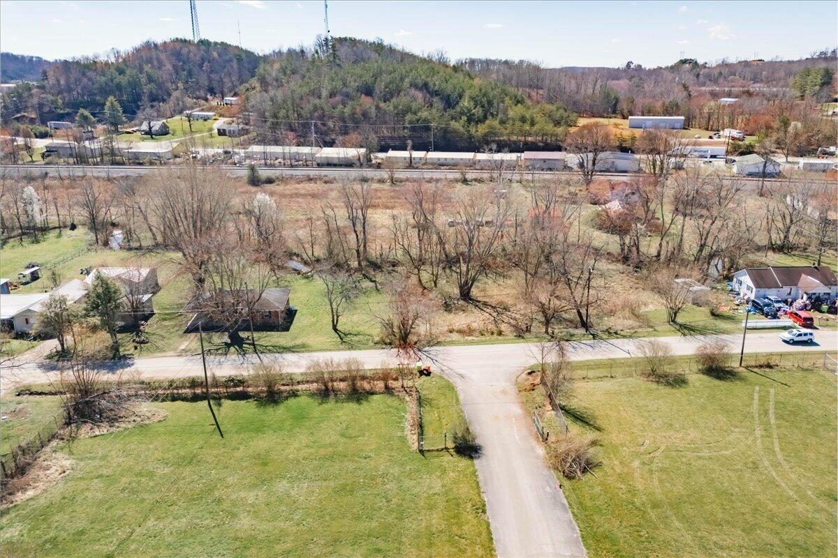 5989 Slate Lick Road Property Photo 20