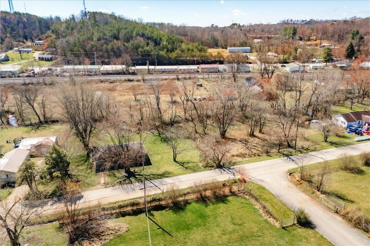 5989 Slate Lick Road Property Photo 21