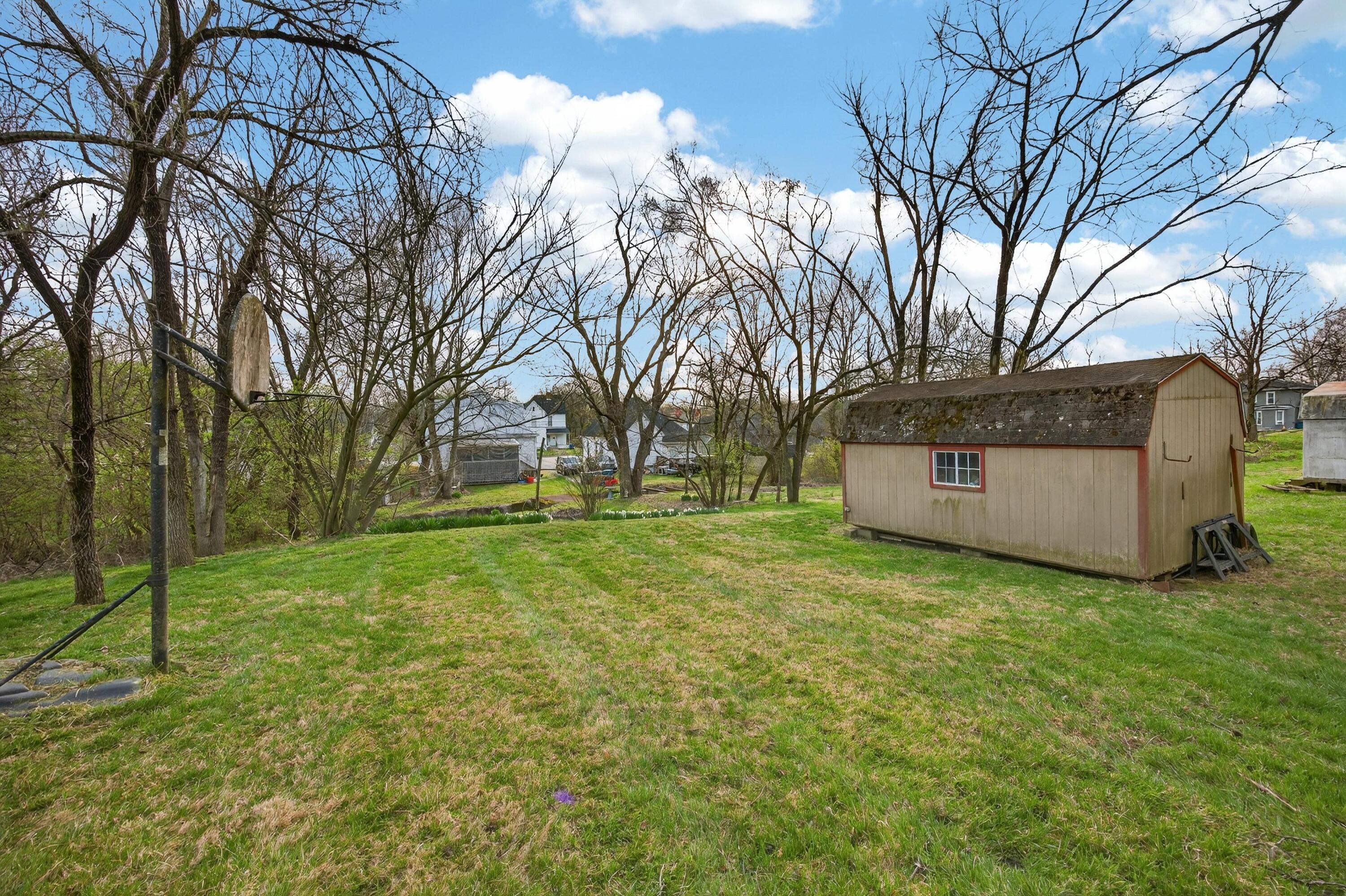 225 N Main Street Property Photo 42