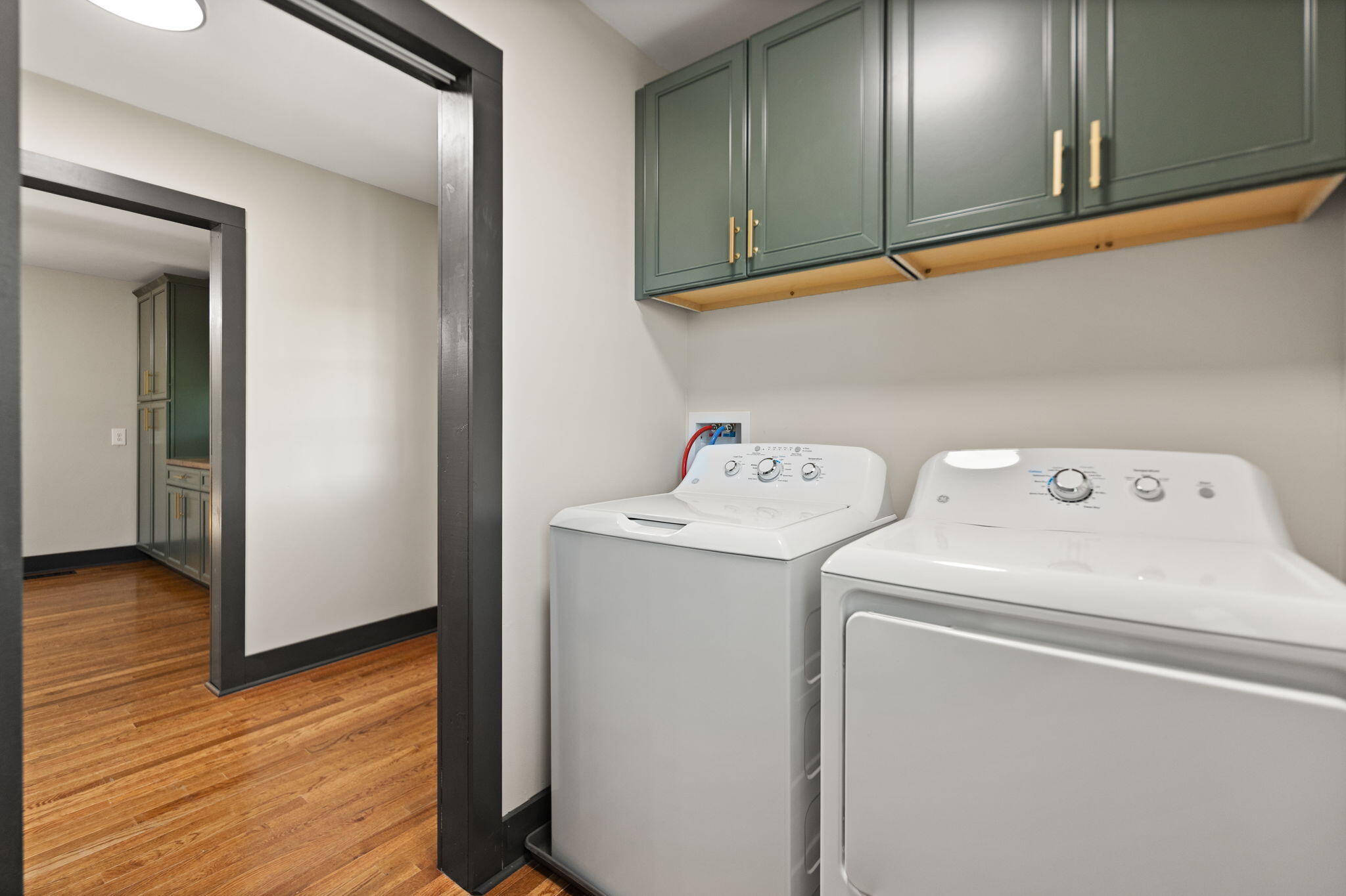 201 York Lane Property Photo 14