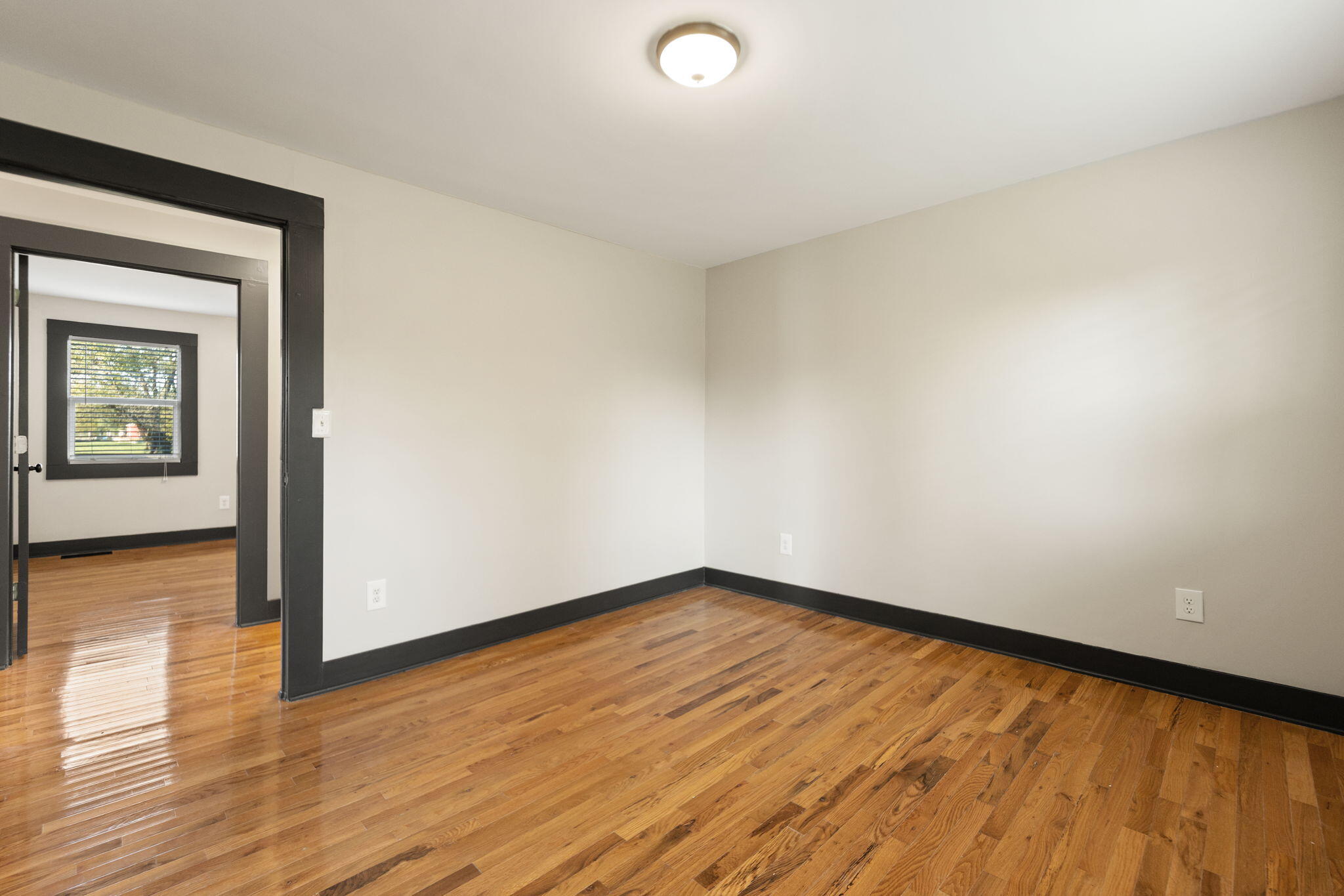 201 York Lane Property Photo 21
