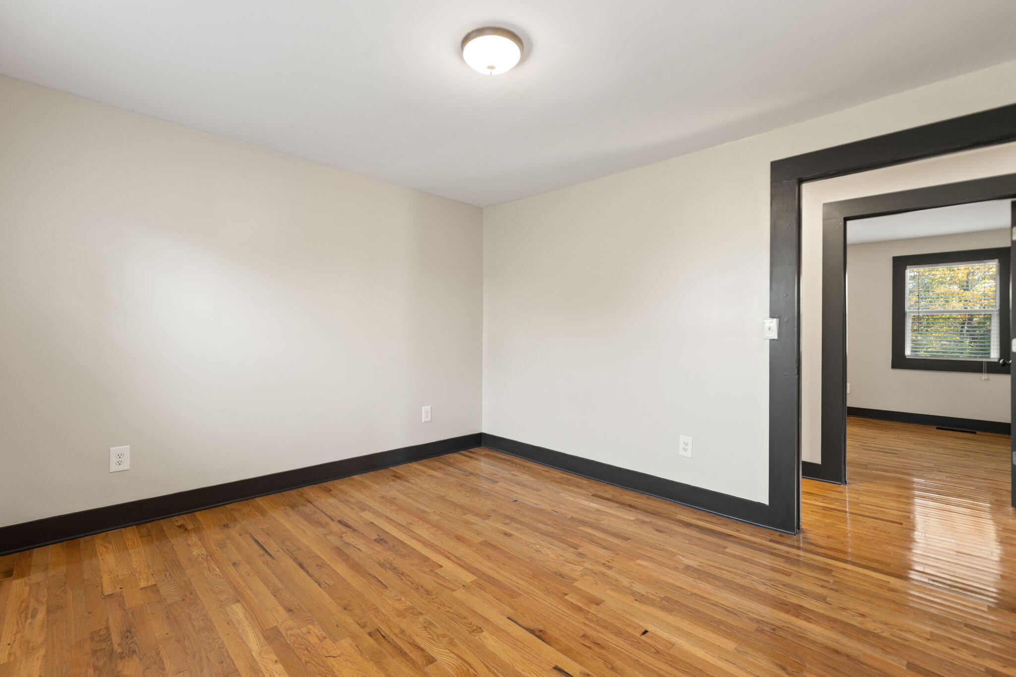 201 York Lane Property Photo 25
