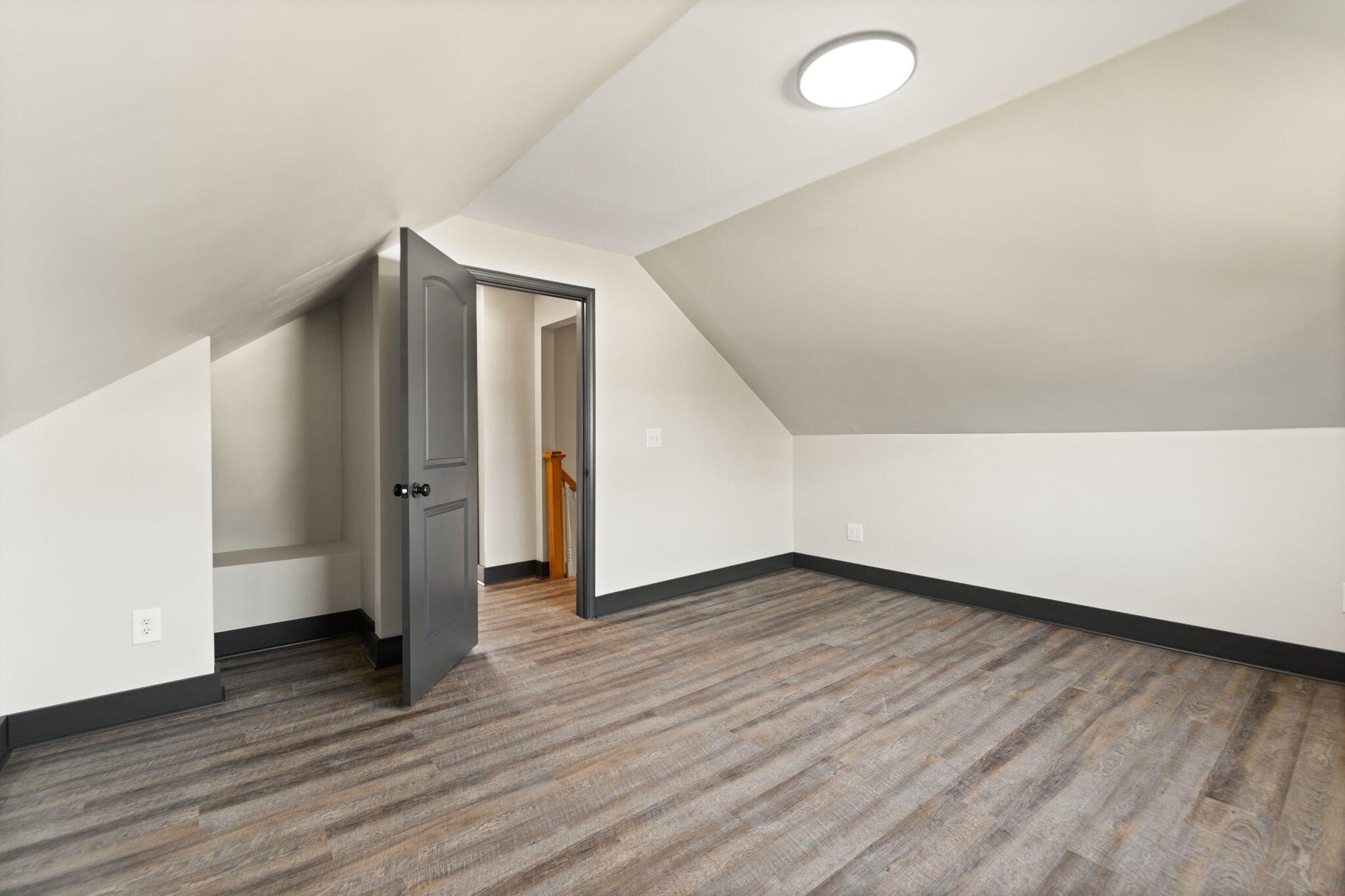 201 York Lane Property Photo 30