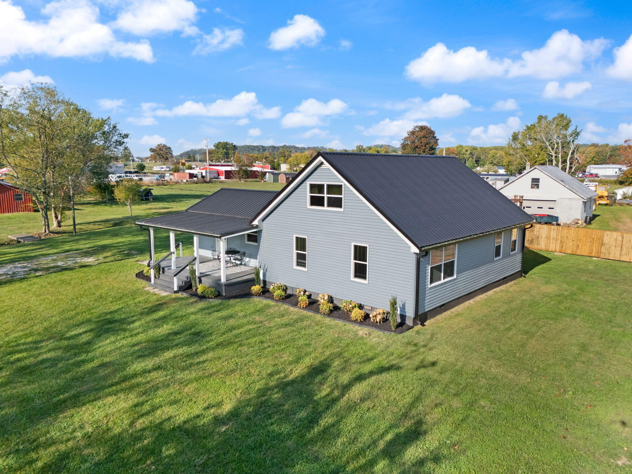 201 York Lane Property Photo 42
