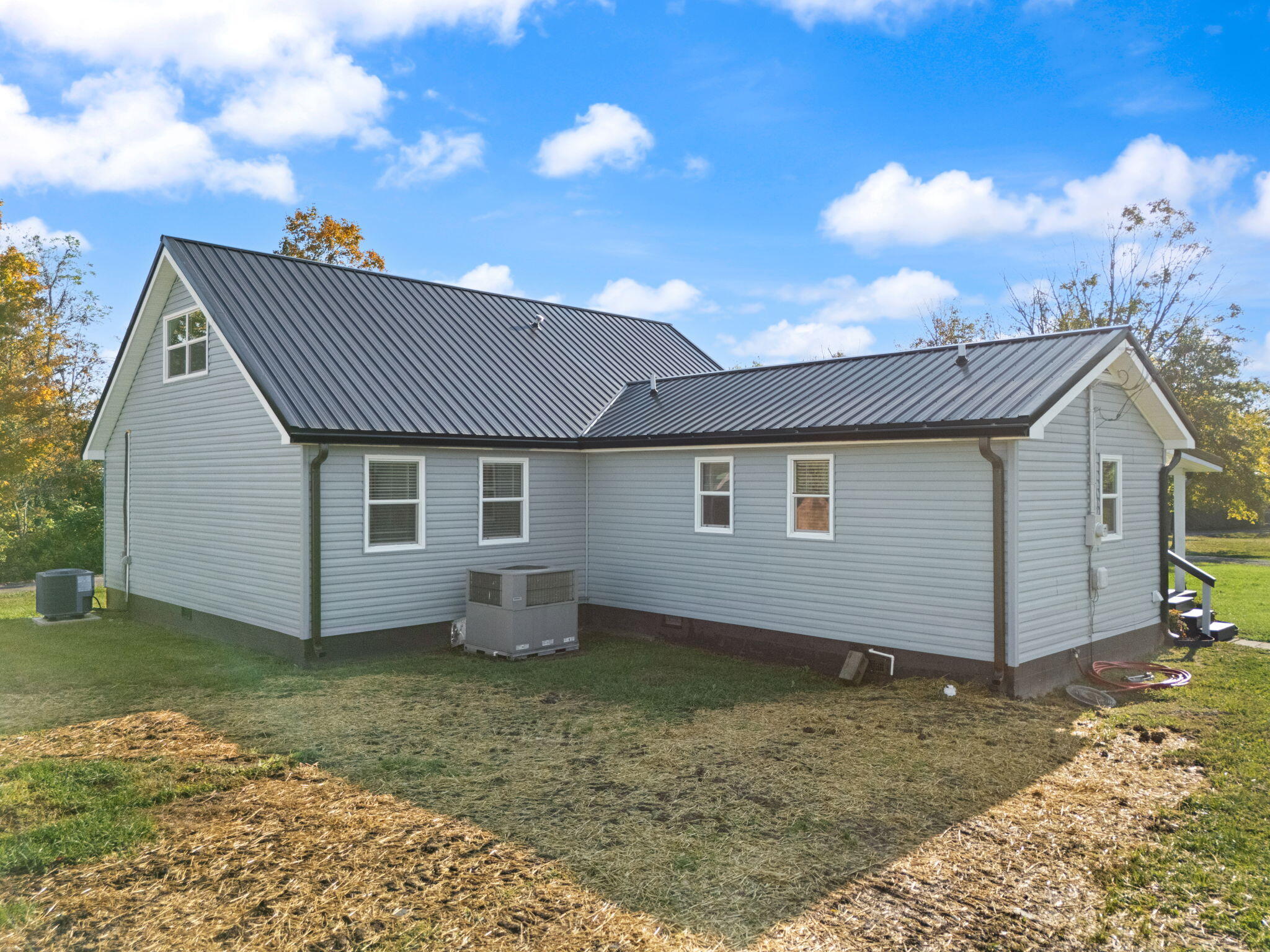 201 York Lane Property Photo 43