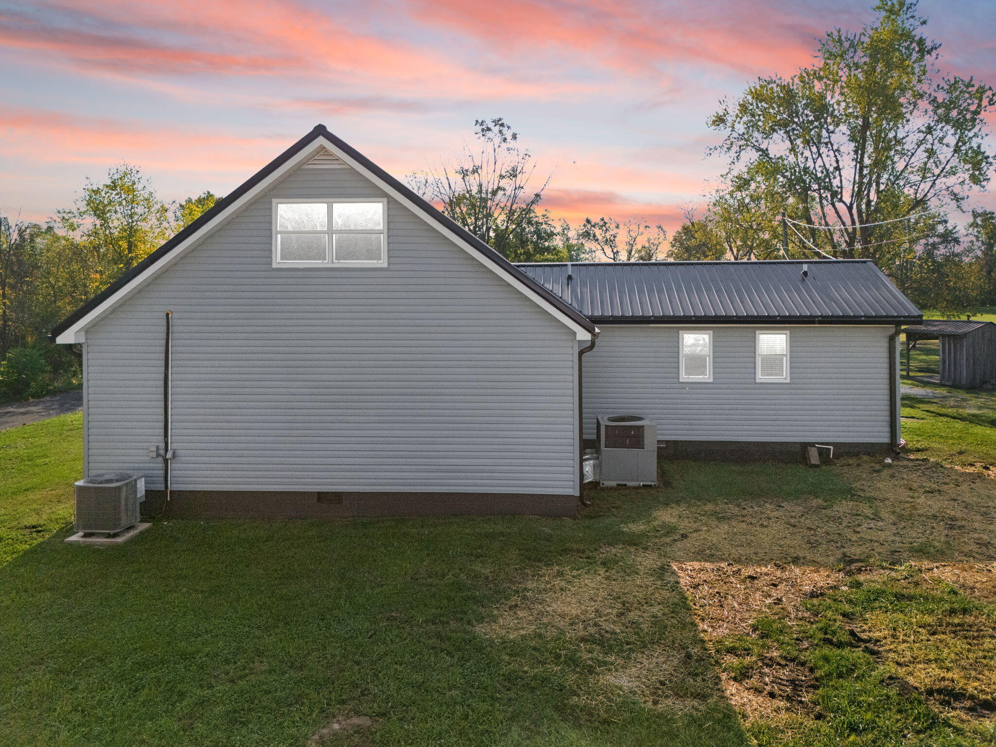 201 York Lane Property Photo 44
