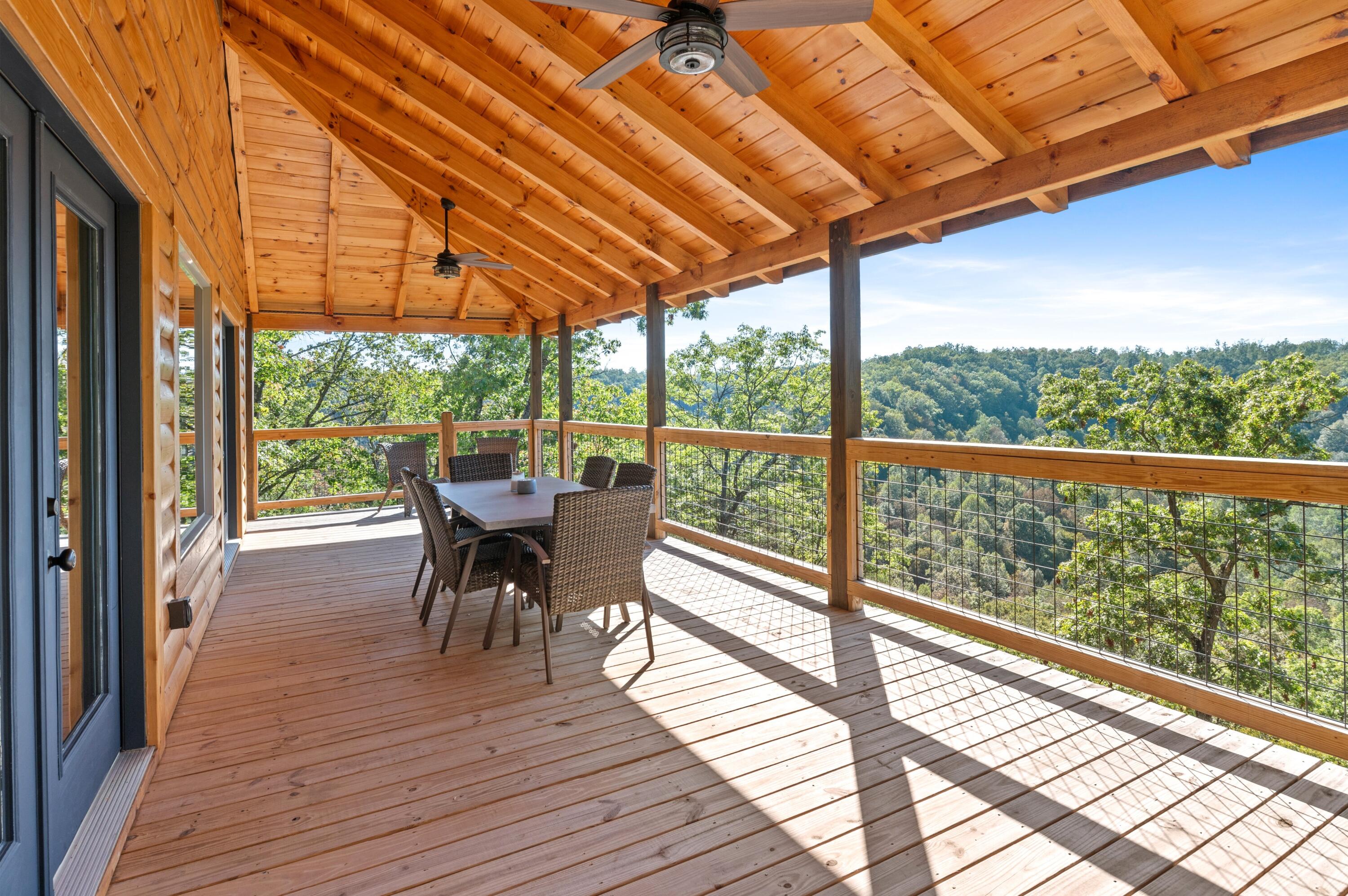 914 Forest View Drive Property Photo 27