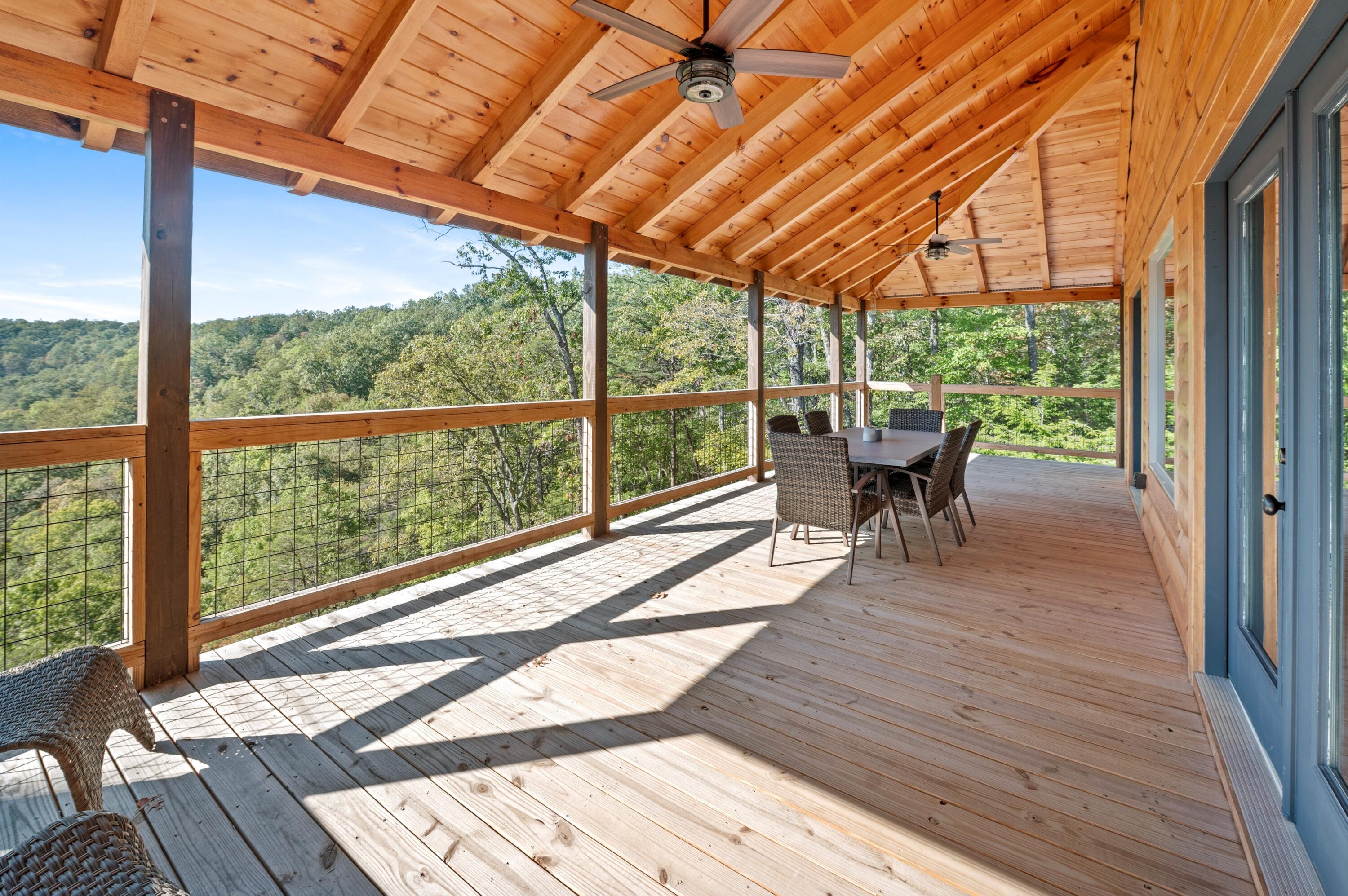 914 Forest View Drive Property Photo 30