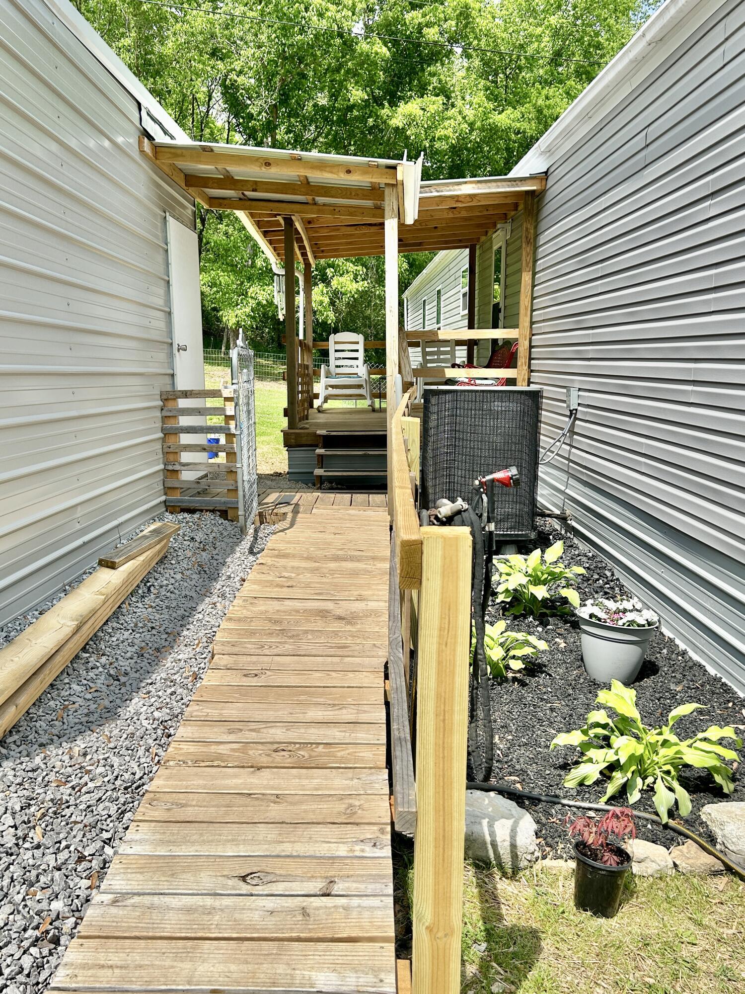 1571 Kit Cowan Road Property Photo 22