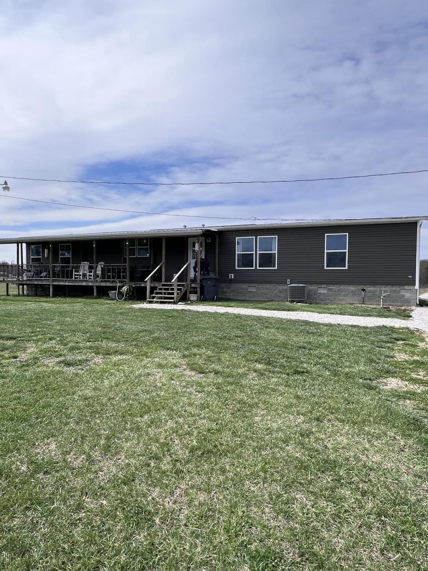 12195 Hwy 587 Property Photo 4