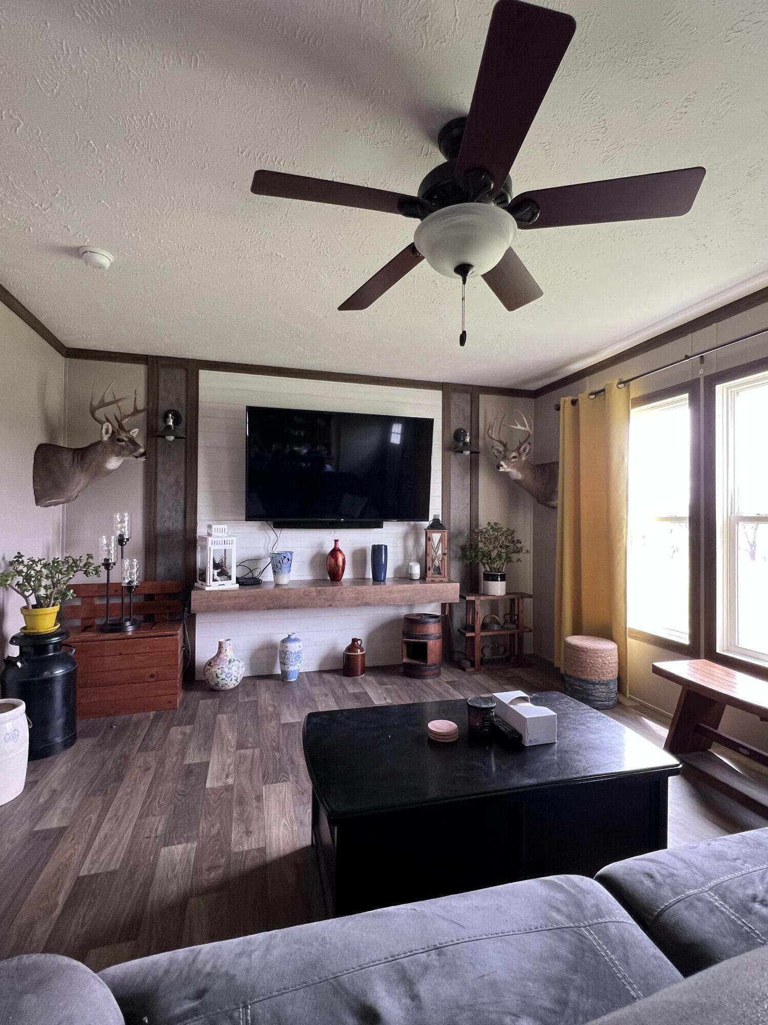 12195 Hwy 587 Property Photo 8