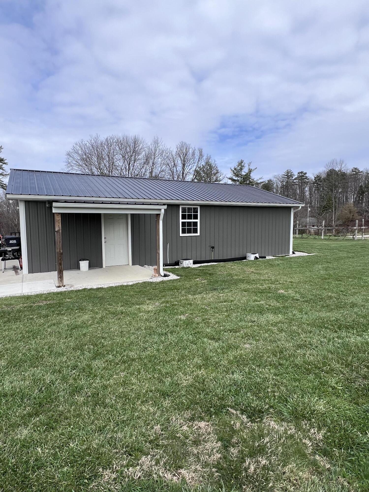 12195 Hwy 587 Property Photo 44