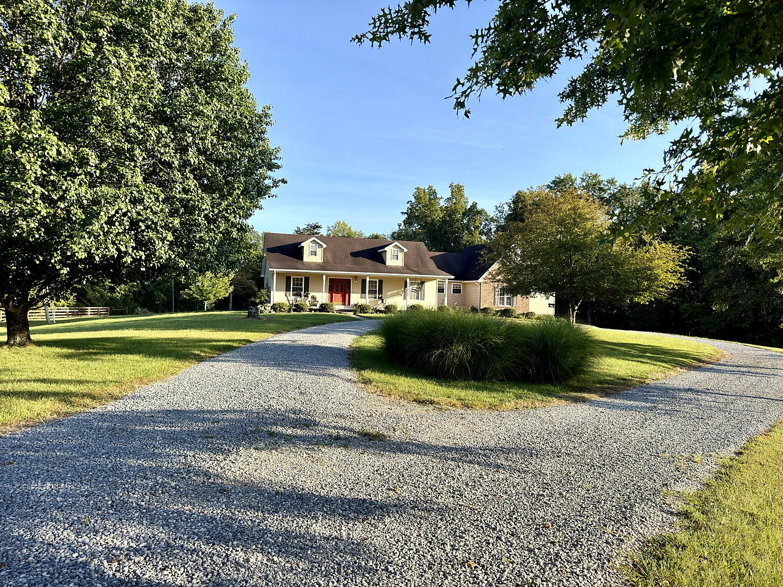 673 Crawford Bend Road Property Photo 2