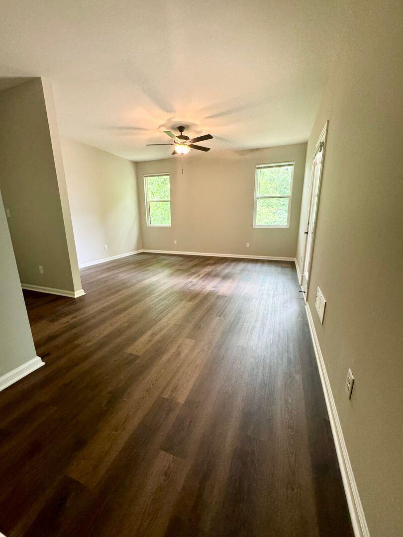 111 Juniper Path 1 Bedroom Unit Property Photo 3