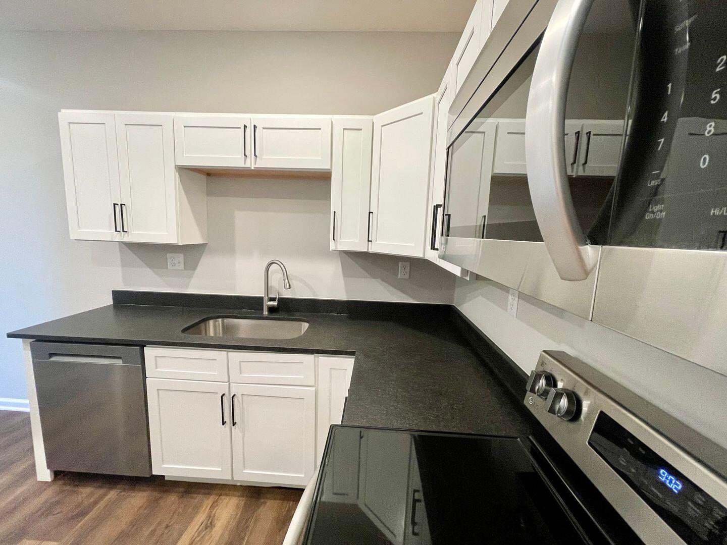 111 Juniper Path 1 Bedroom Unit Property Photo 6