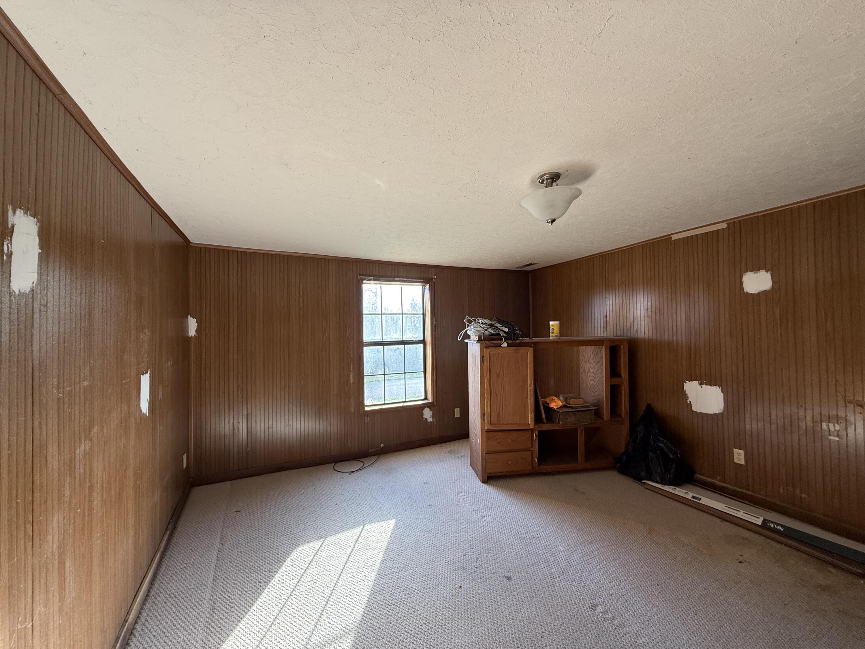 656 Thompson Road Property Photo 18