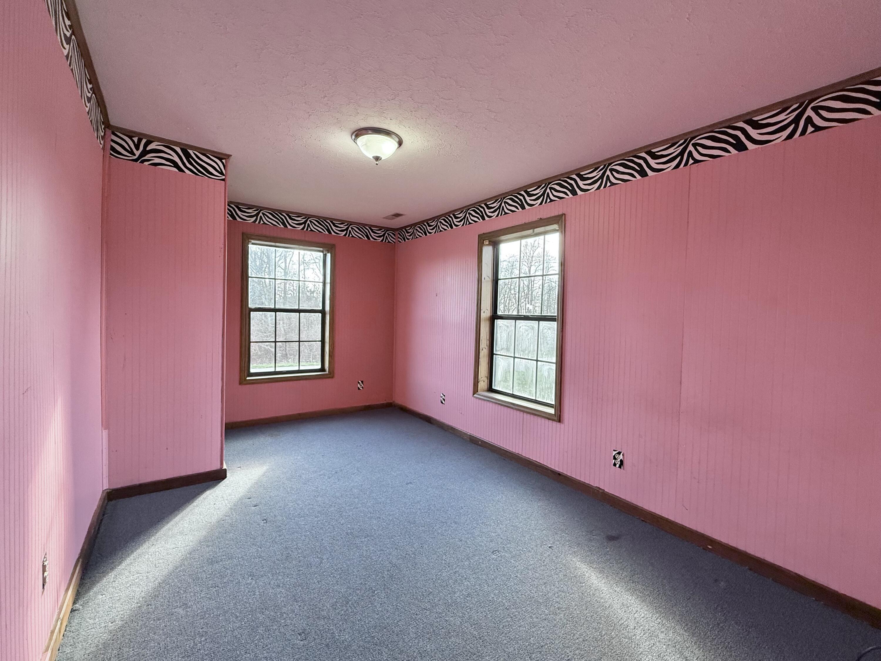 656 Thompson Road Property Photo 20
