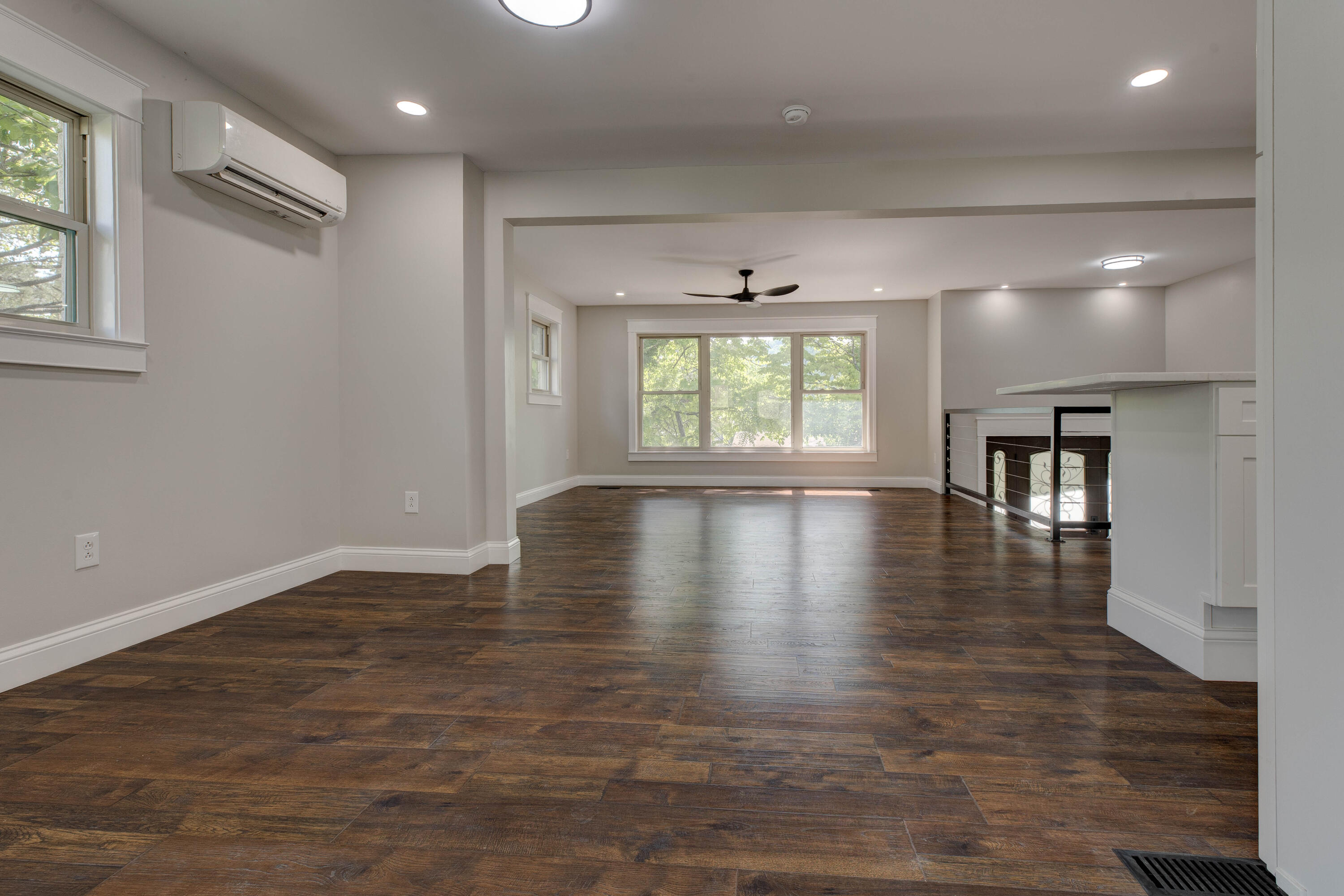 609 Crestview Lane Property Photo 17