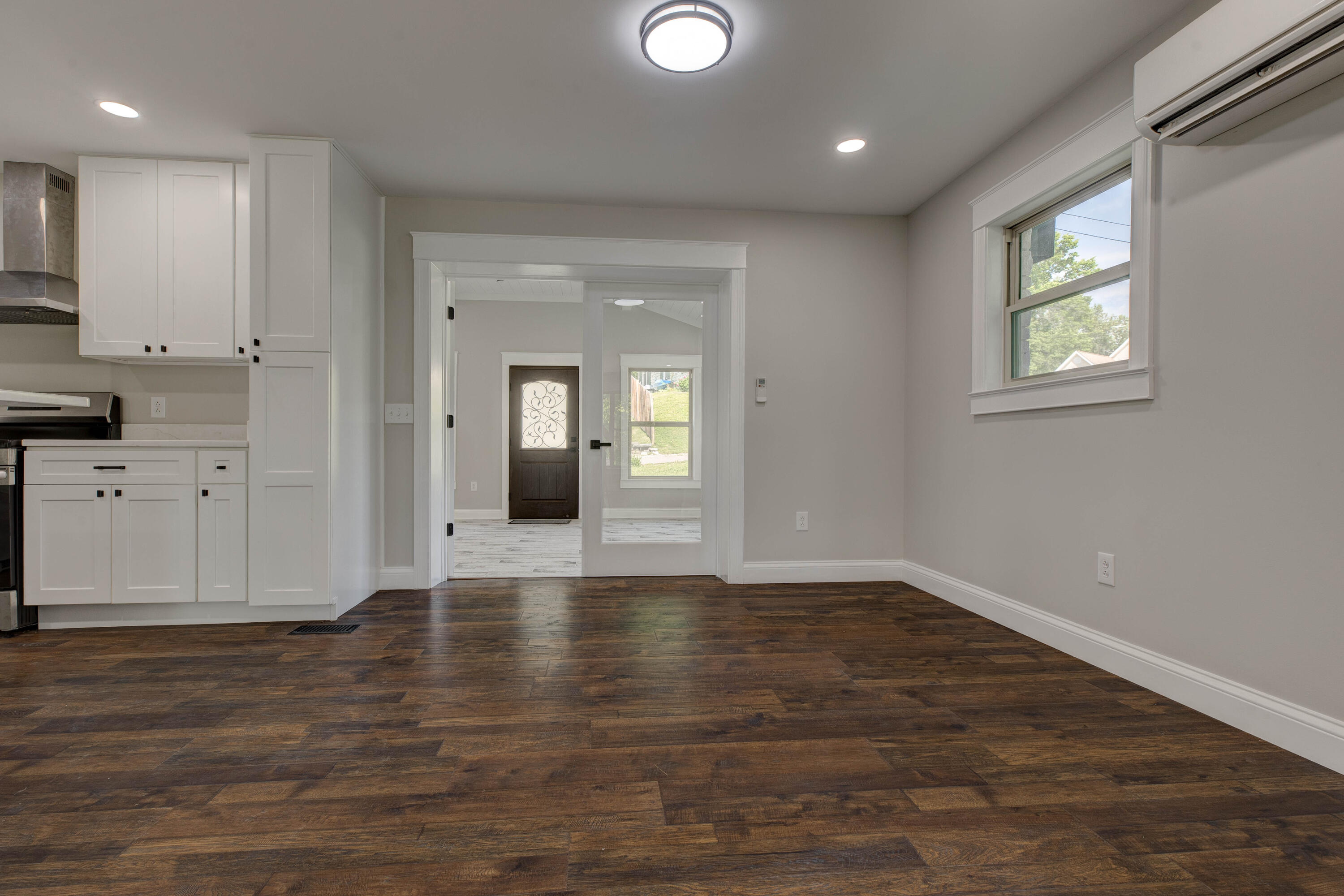 609 Crestview Lane Property Photo 18