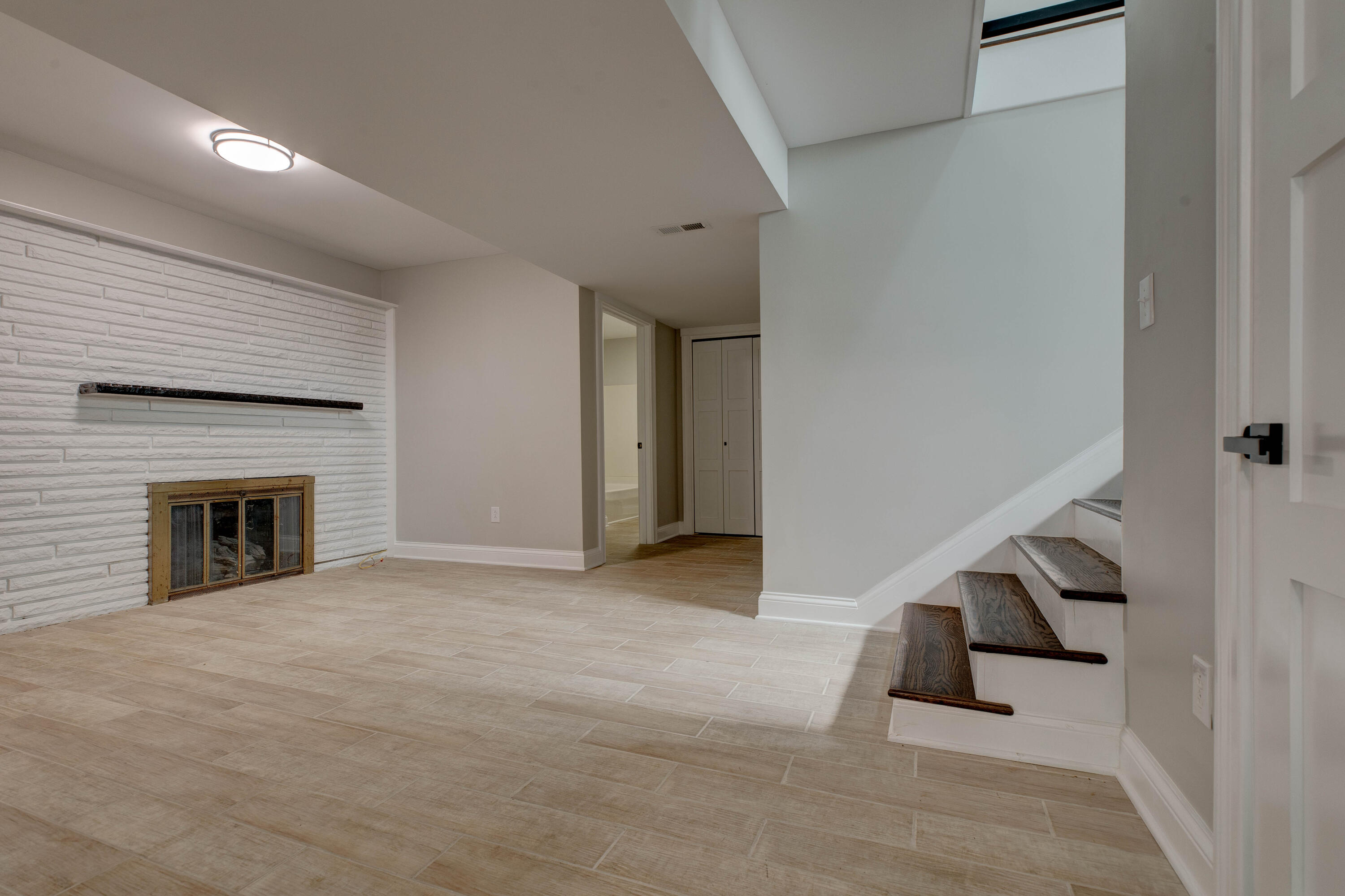 609 Crestview Lane Property Photo 33