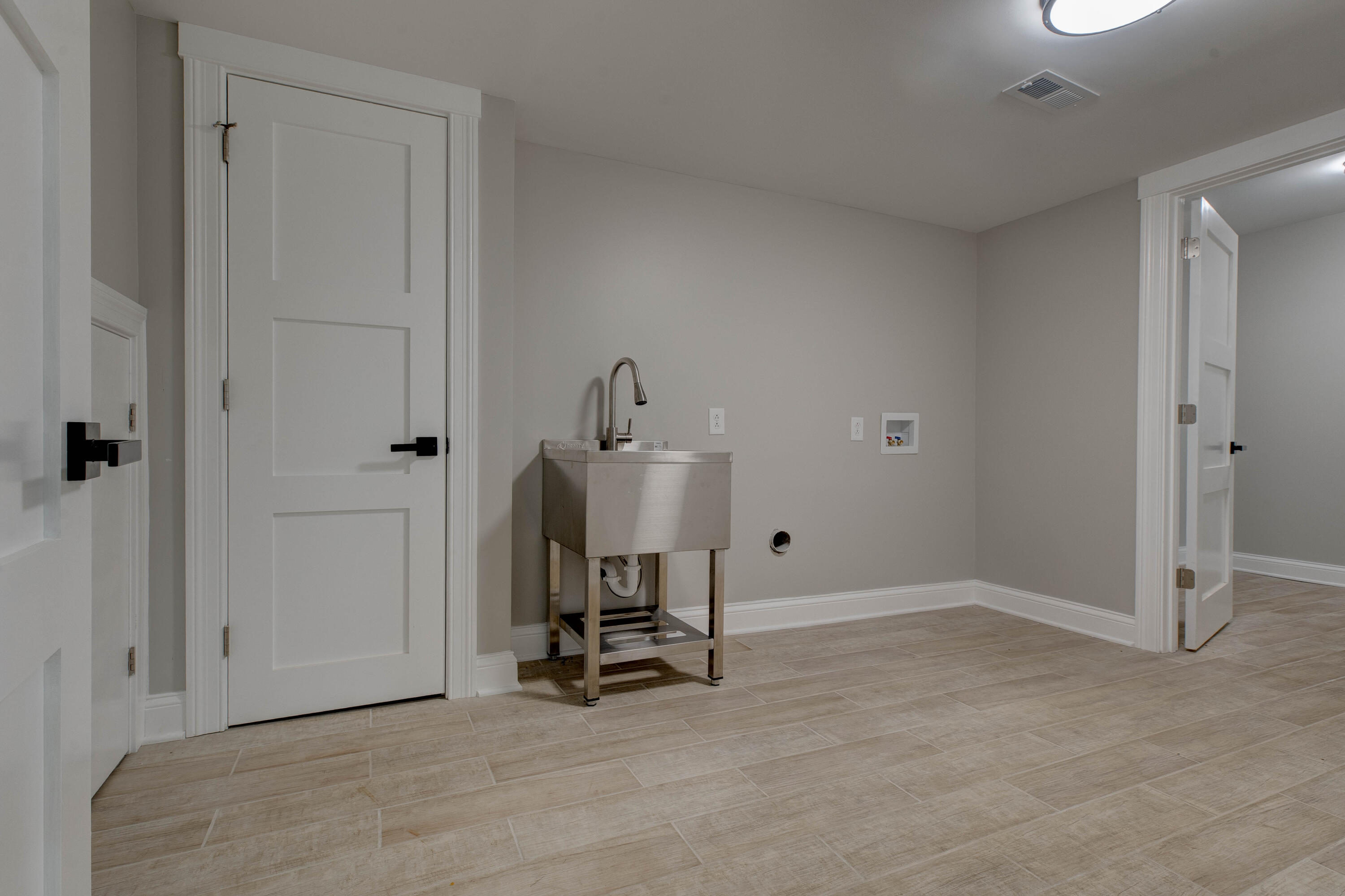 609 Crestview Lane Property Photo 41