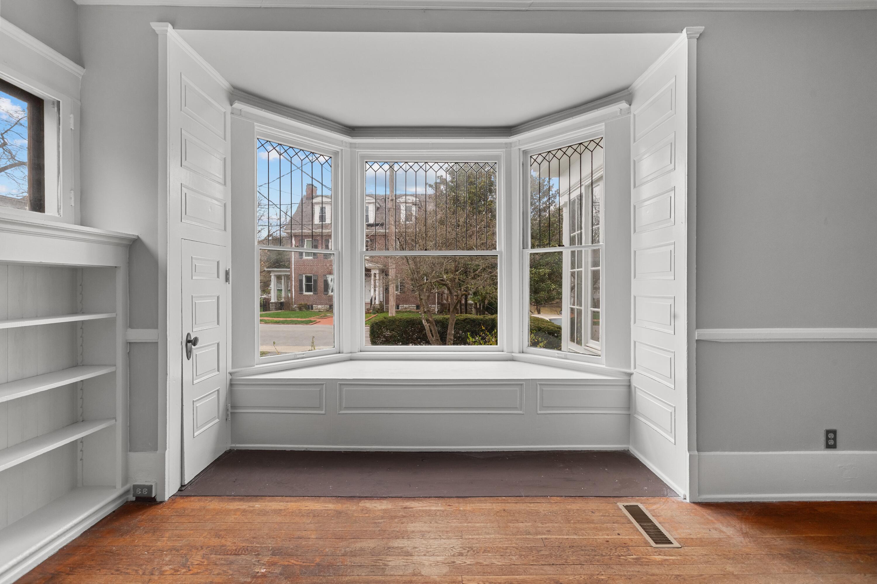 514 Wapping Street Property Photo 2